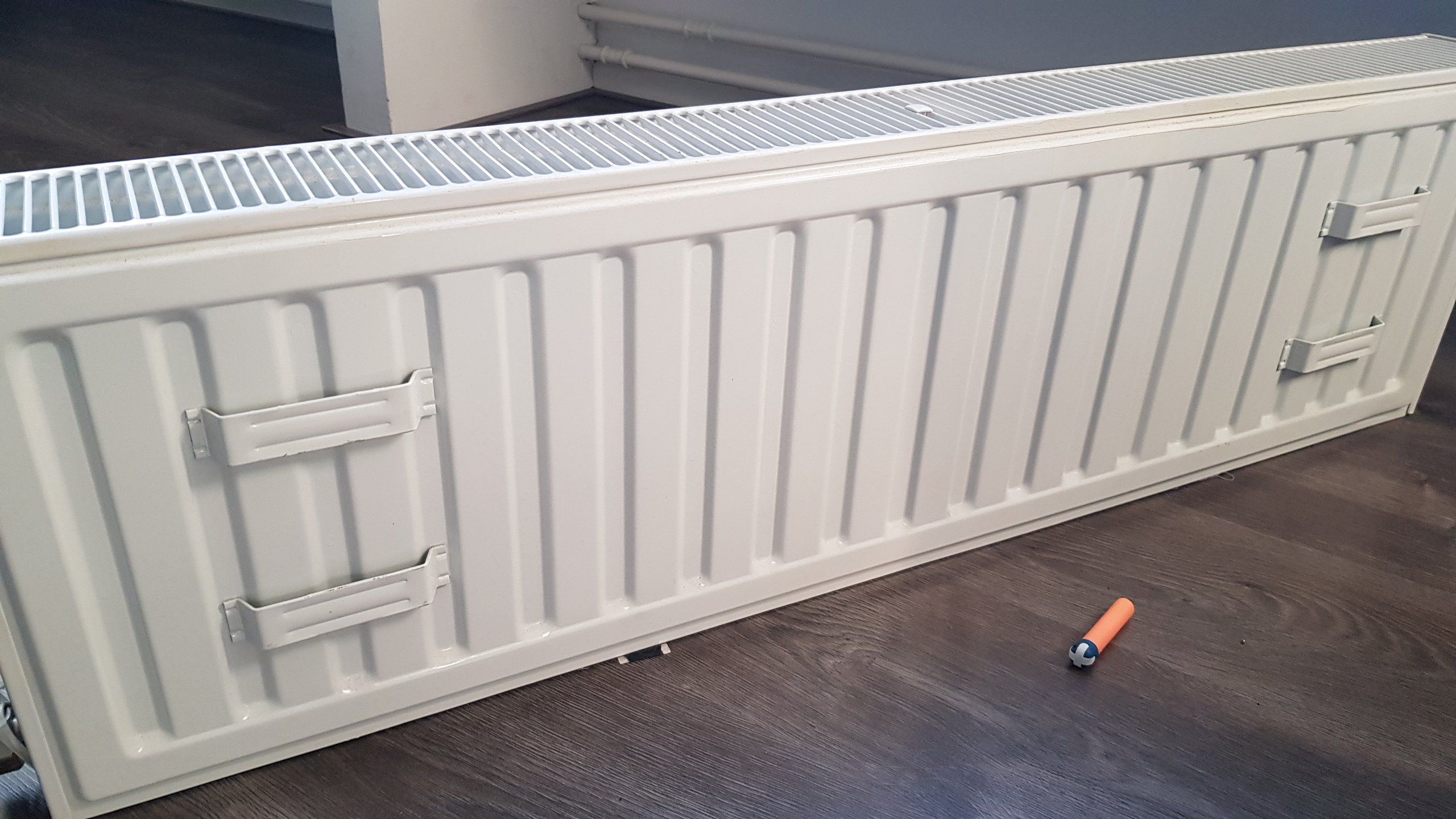 Radiatioren plaatsen of vervangen 2 radiatoren; Nieuwe radiatoren... Werkspot
