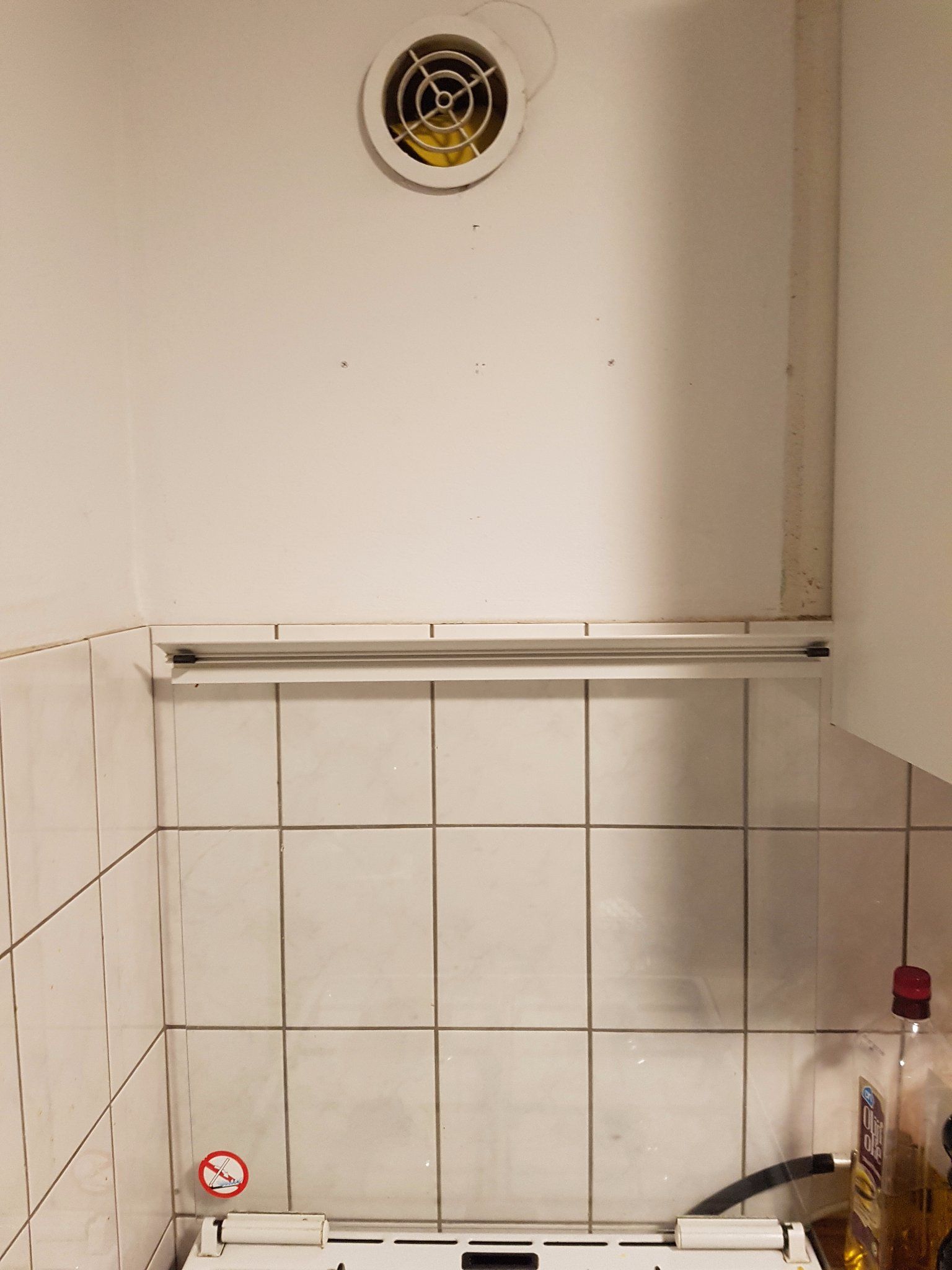 IKEA afzuigkap monteren / ophangen Werkspot