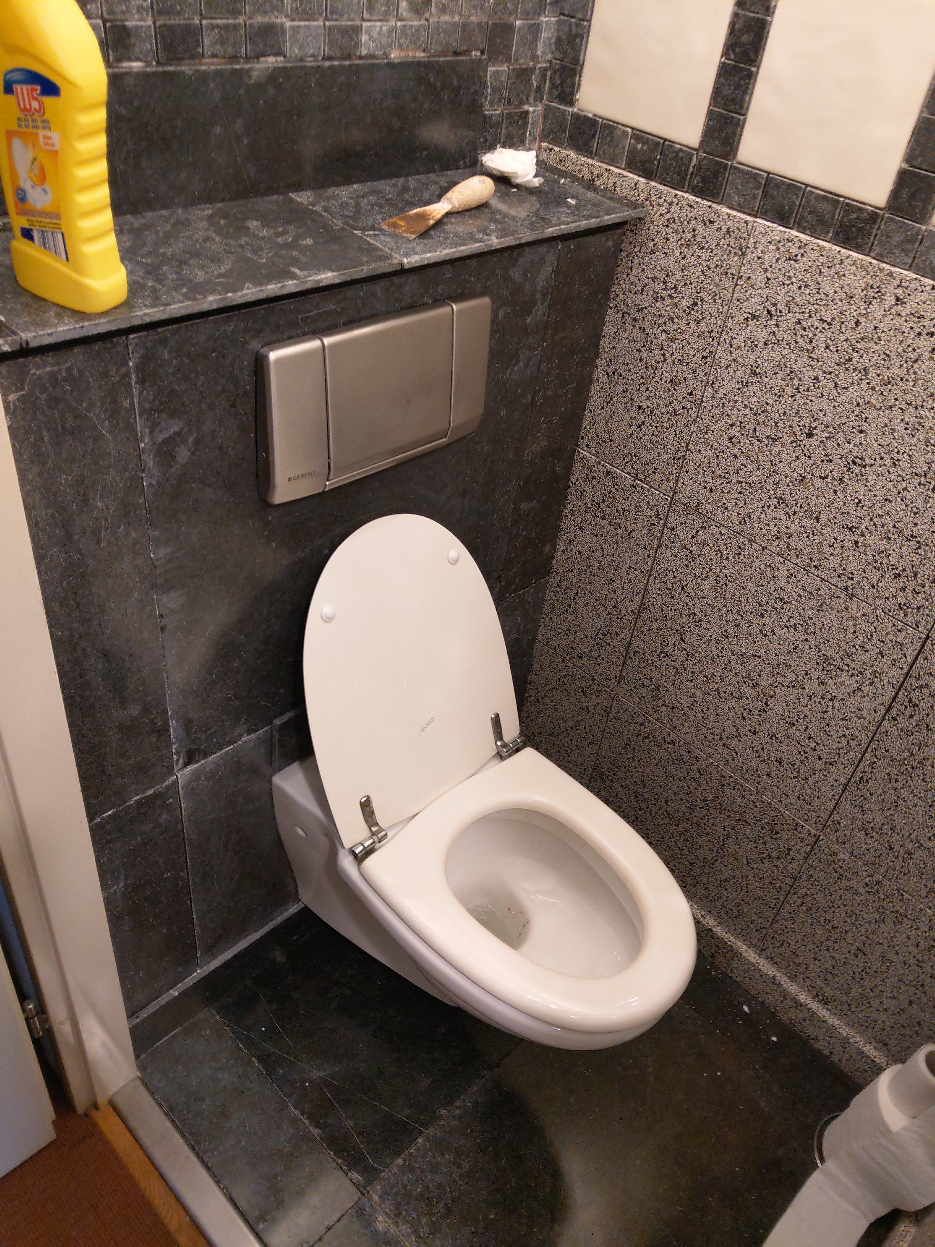 Kitten Toilet, Tegels, Voegen en kitten Werkspot