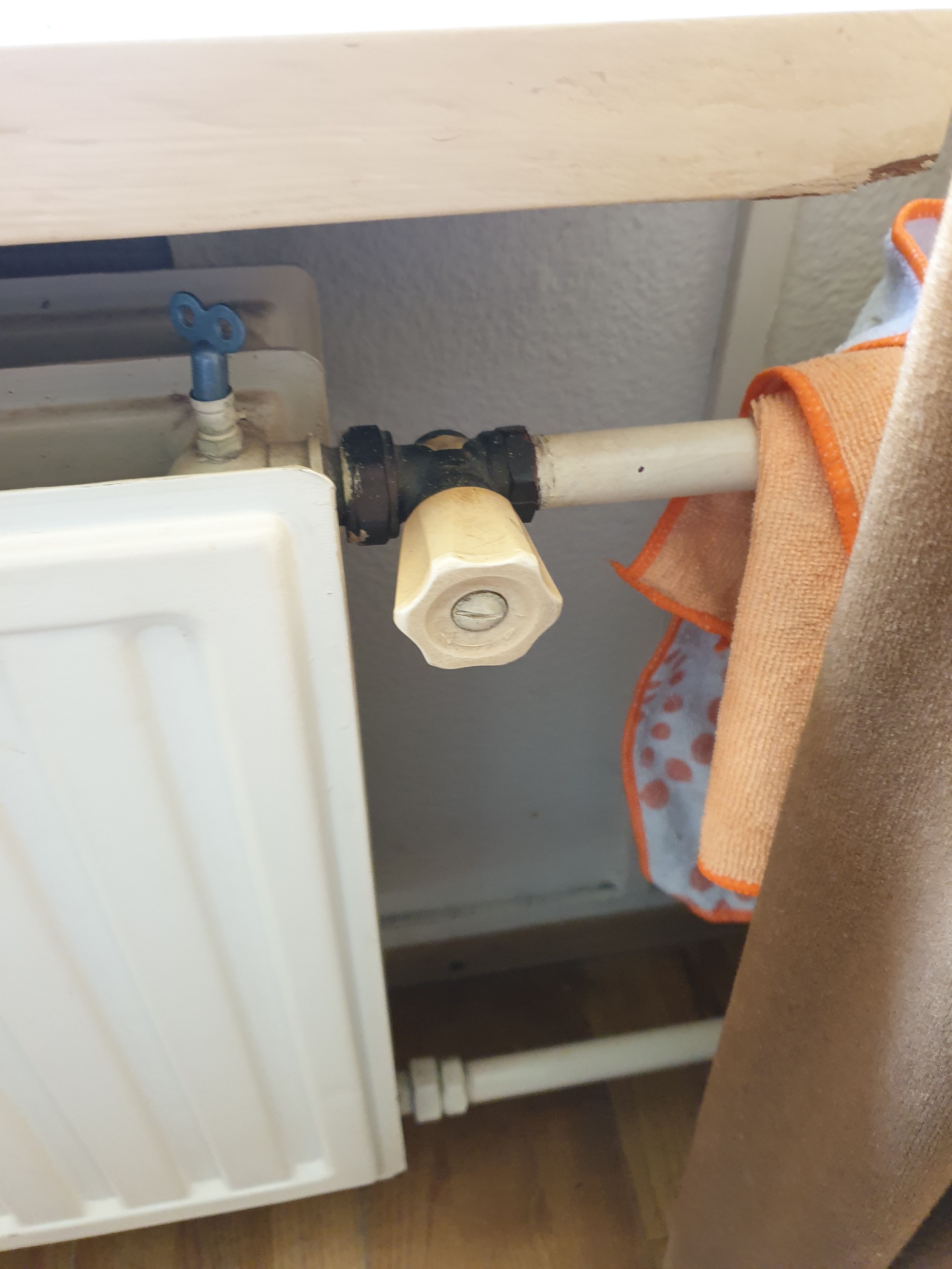 Radiatorkranen 8 kranen; Vervangen Werkspot