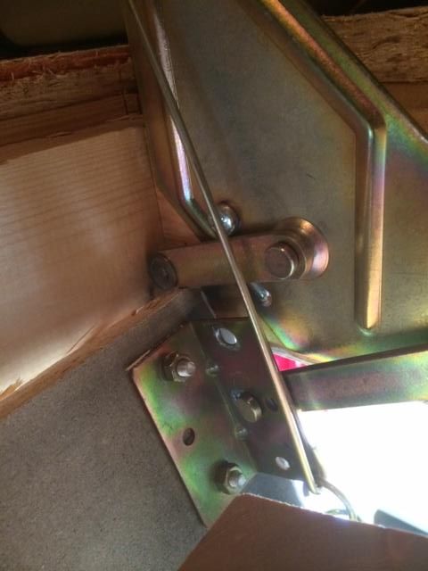 Scharnieren vlizotrap repareren - Werkspot