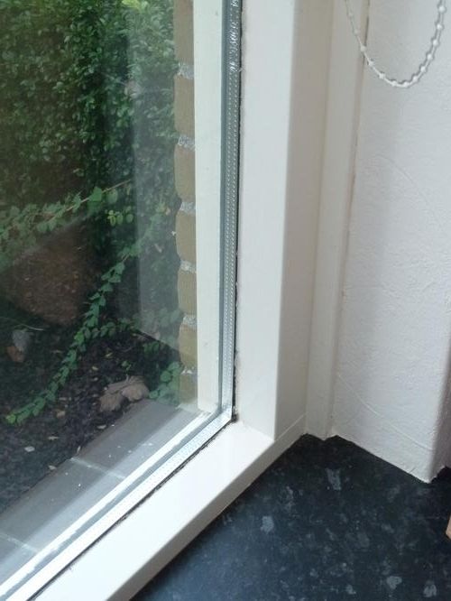 Dubbel glas met rooster leveren en plaatsen Werkspot