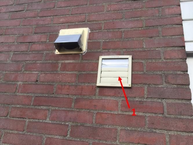 Dichten 4 gaten voor door oude afvoerbuizen in buitenmuur Werkspot