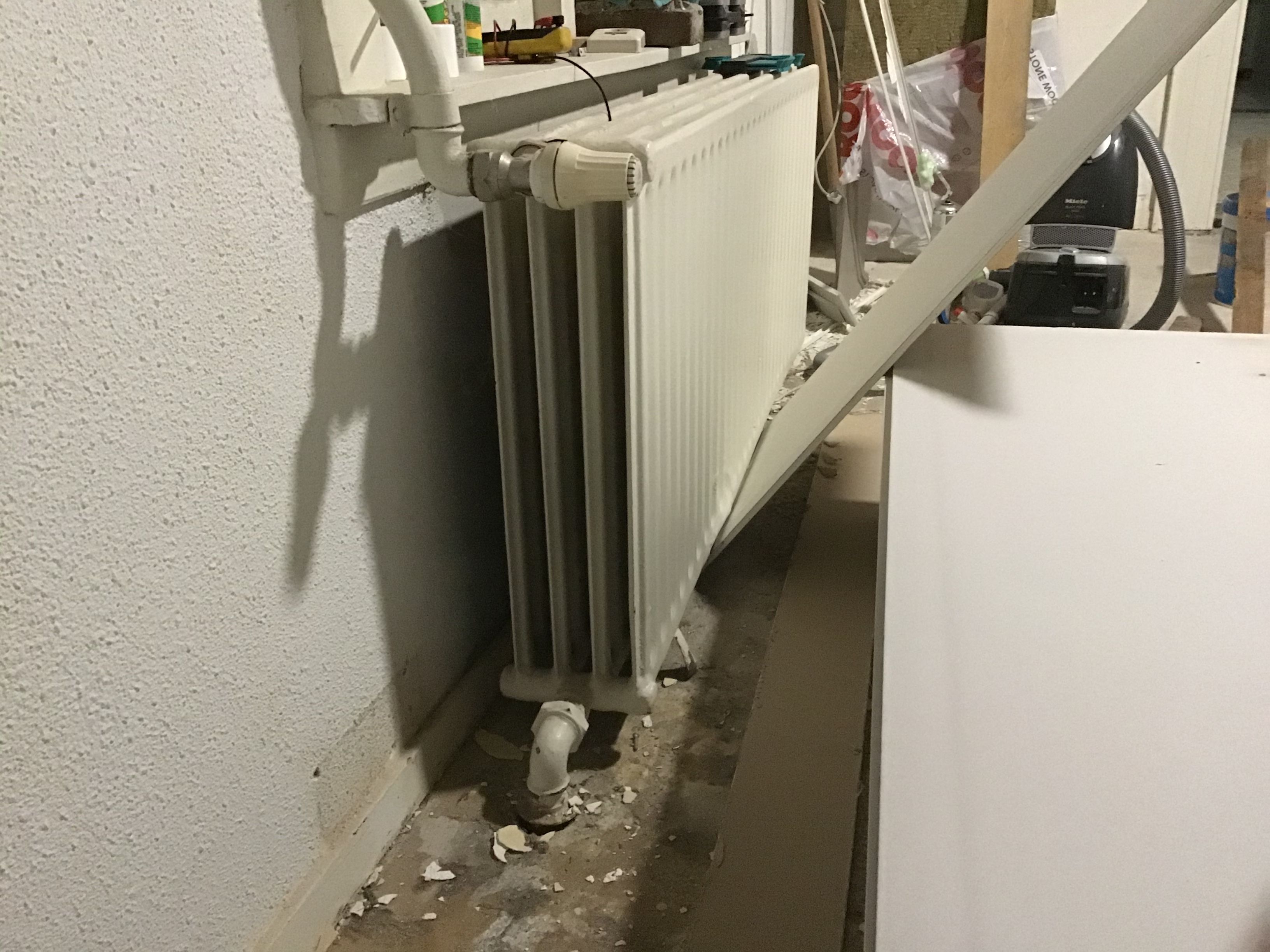 CVketel Oude radiatoren verwijderen ivm vloerverwarming,. Het bet... Werkspot