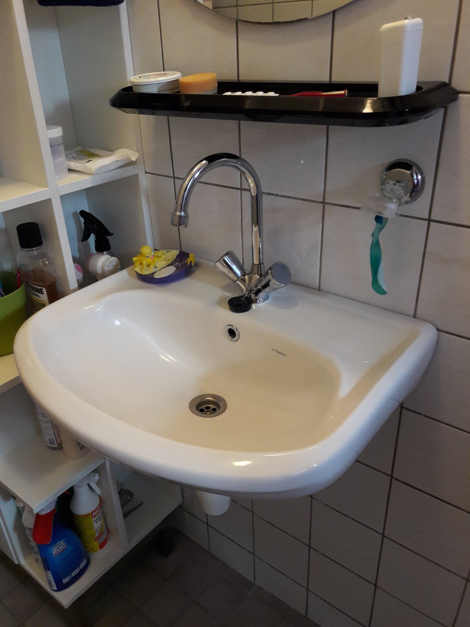 Vervangen oude wastafel in badkamer Werkspot