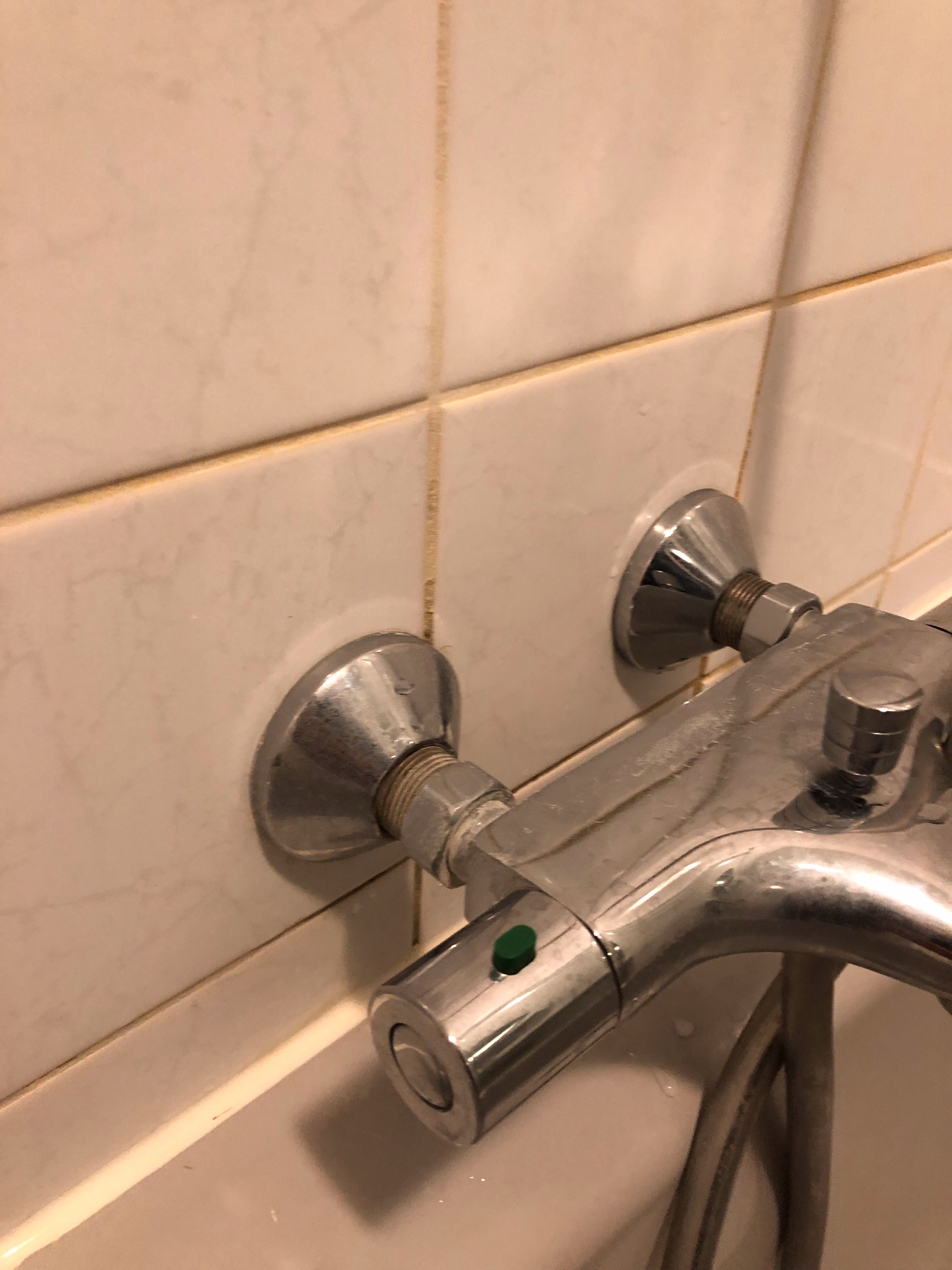 Kraan 1 kraan; Badkamer; Kranen installeren, Huidige kranen verwij