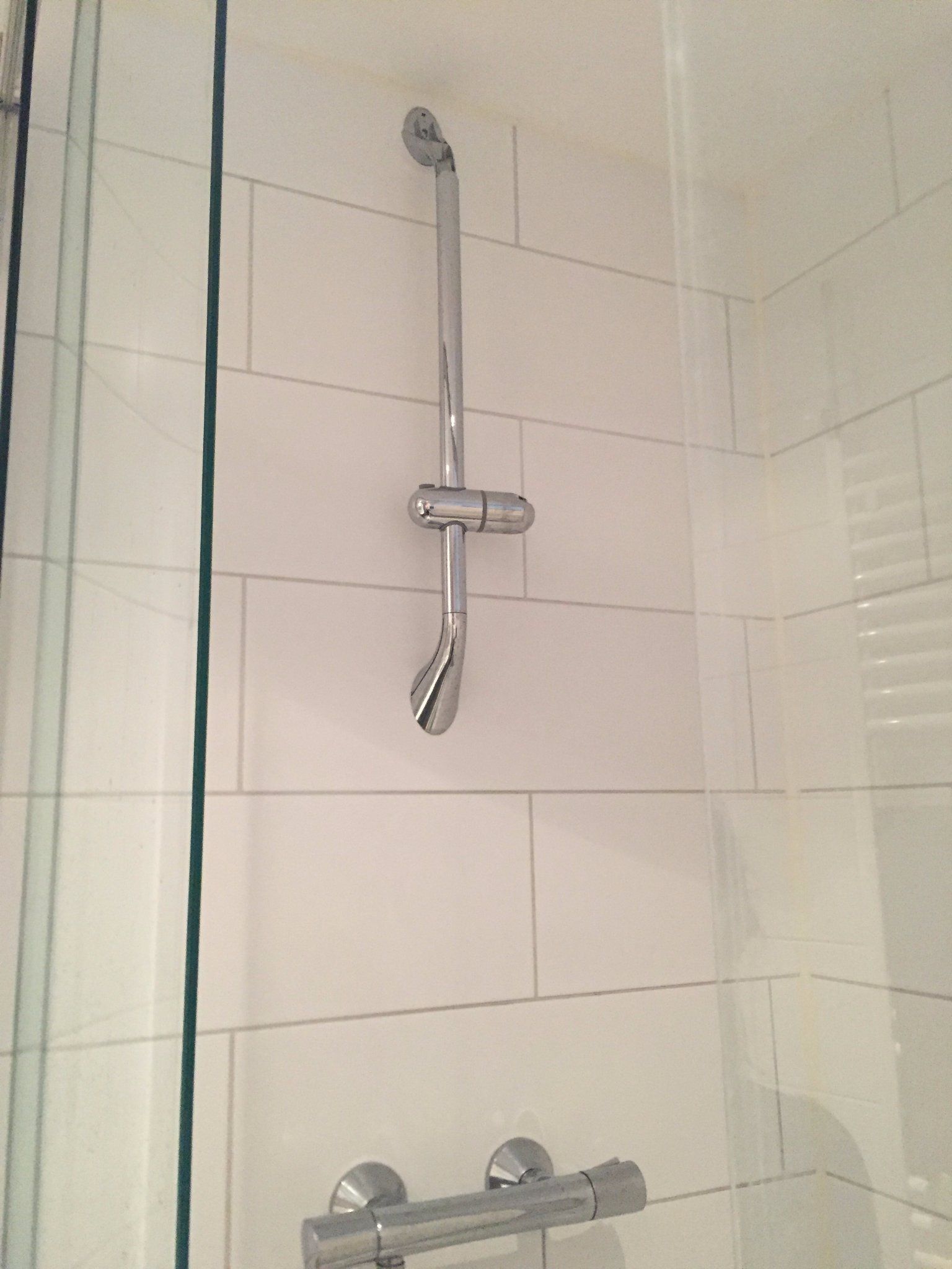 Douchecabine vervangen (+ evt. douchekraan/stang) Werkspot