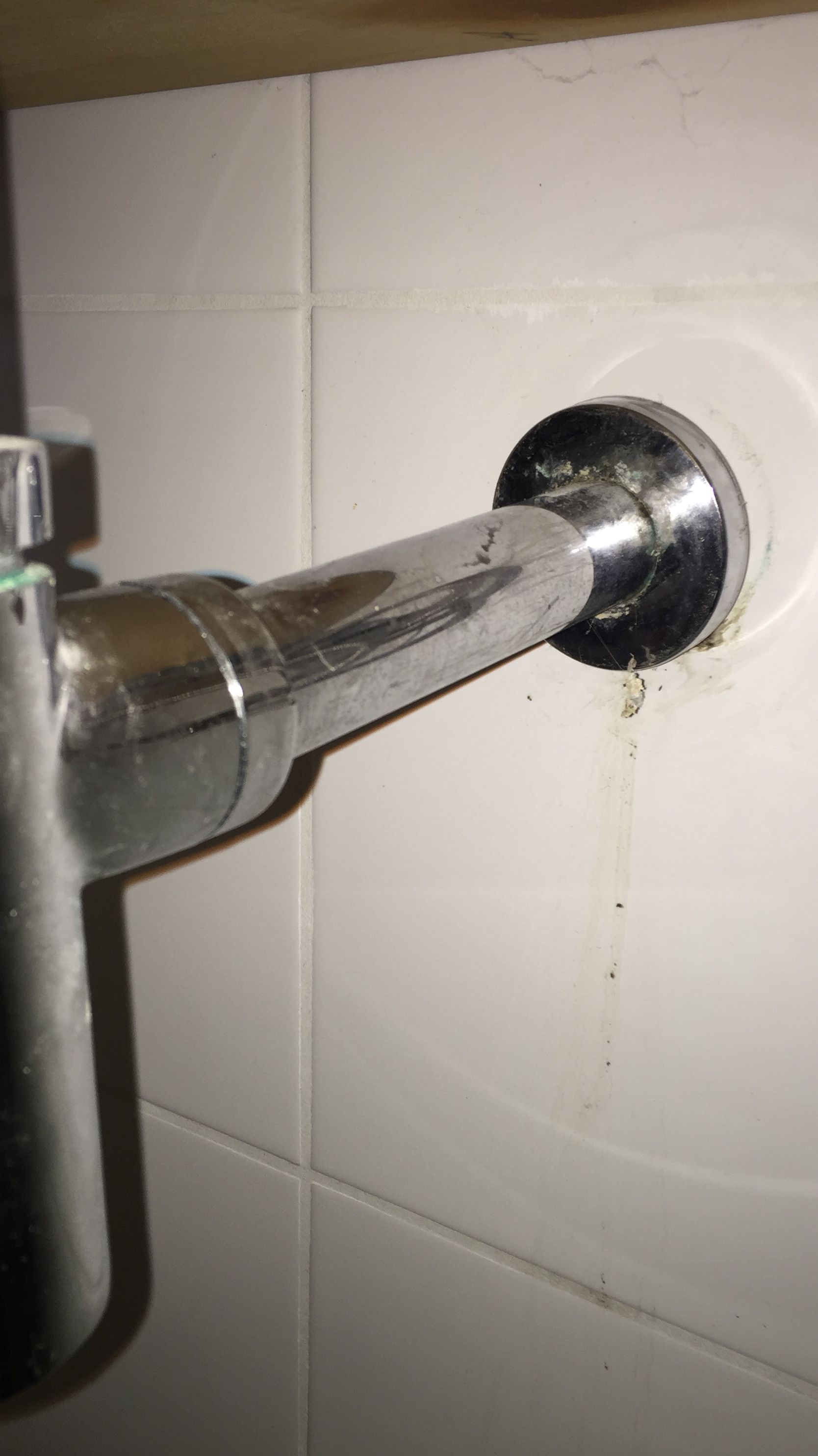 Riolering en afvoer Afvoer verstopt + kraan vervangen douche Werkspot