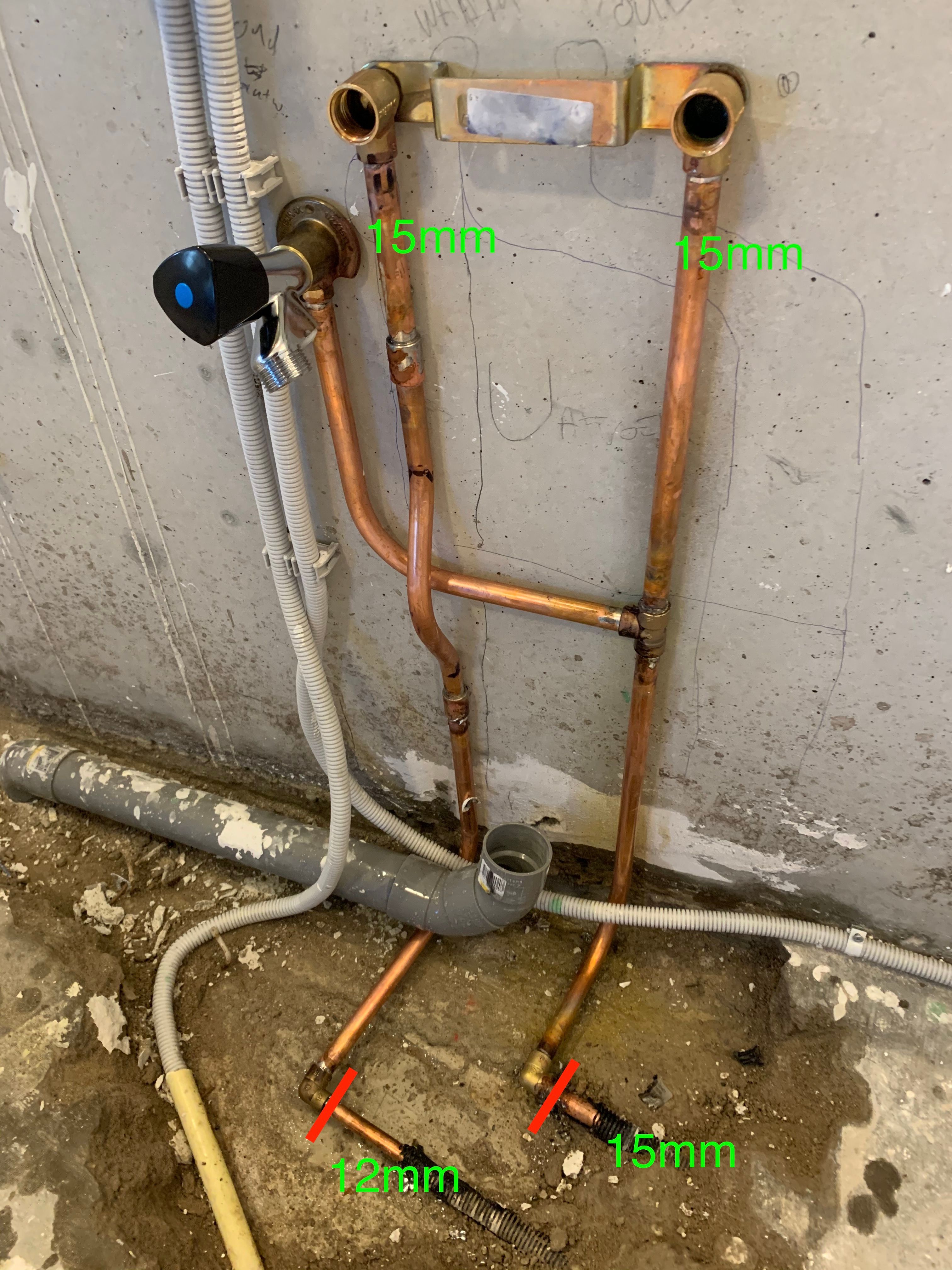 Waterleiding en riolering Leiding(en) verplaatsen; Leidingen of af... Werkspot