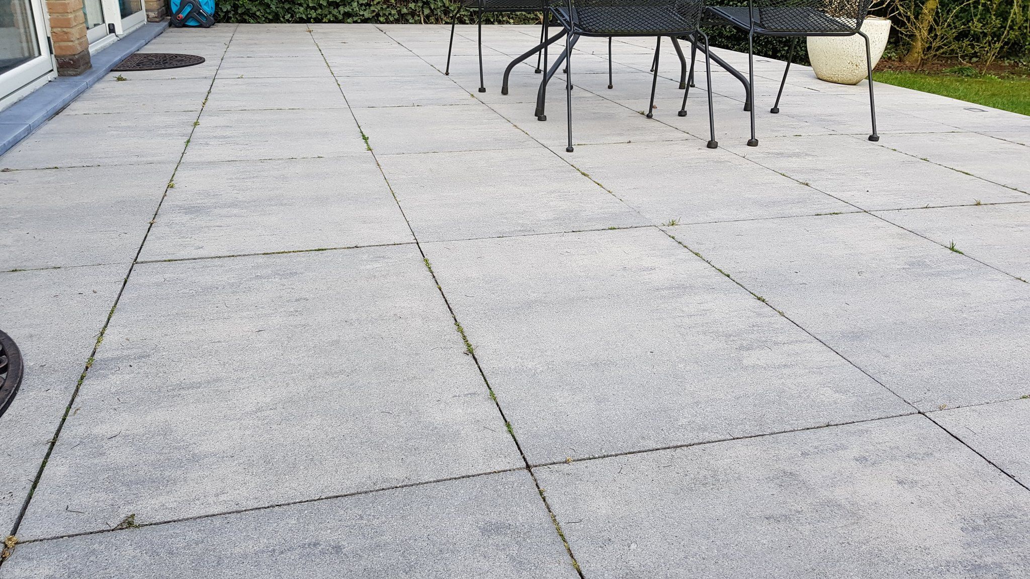 Terras voegen met polymeerzand Werkspot