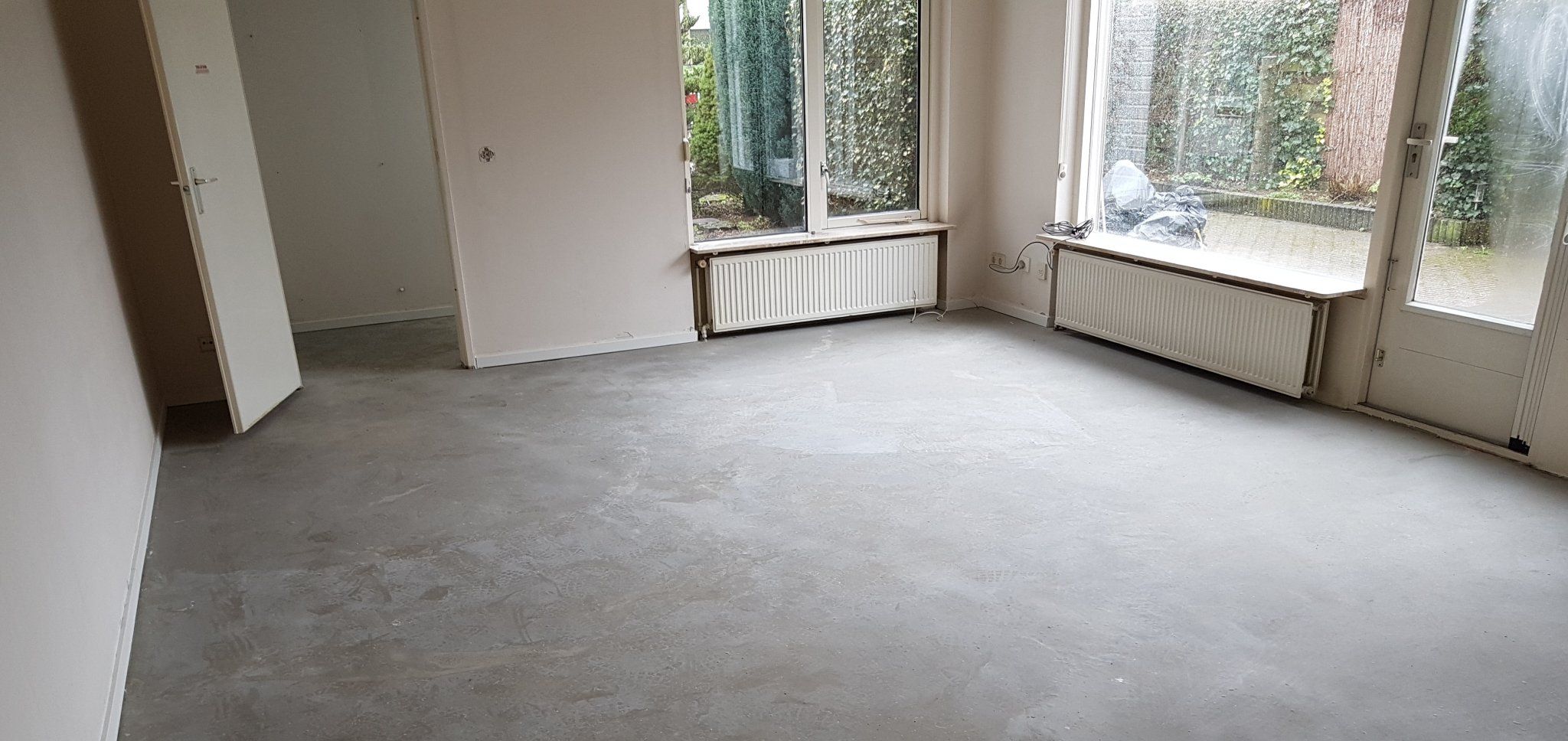 Tegelvloer verwijderen en egaliseren 45m2 Werkspot
