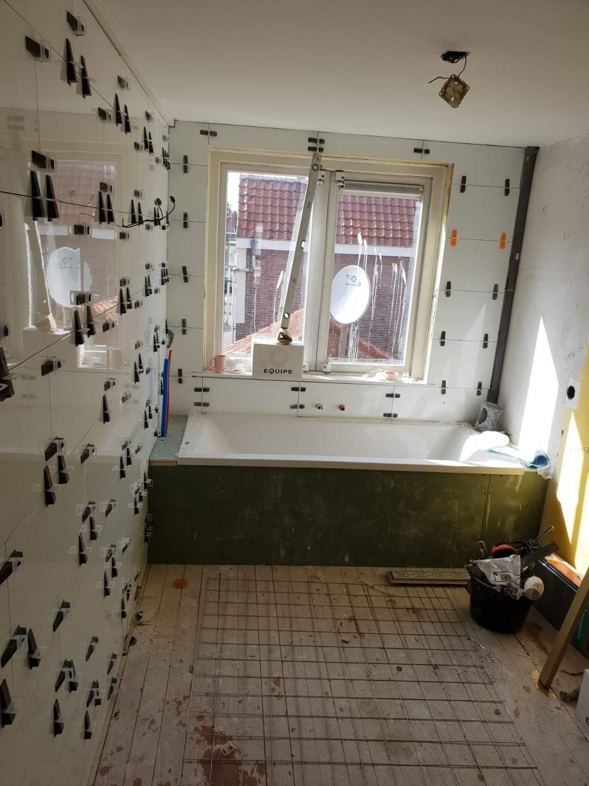 Transformeer Je Badkamer Met Lewis Platen