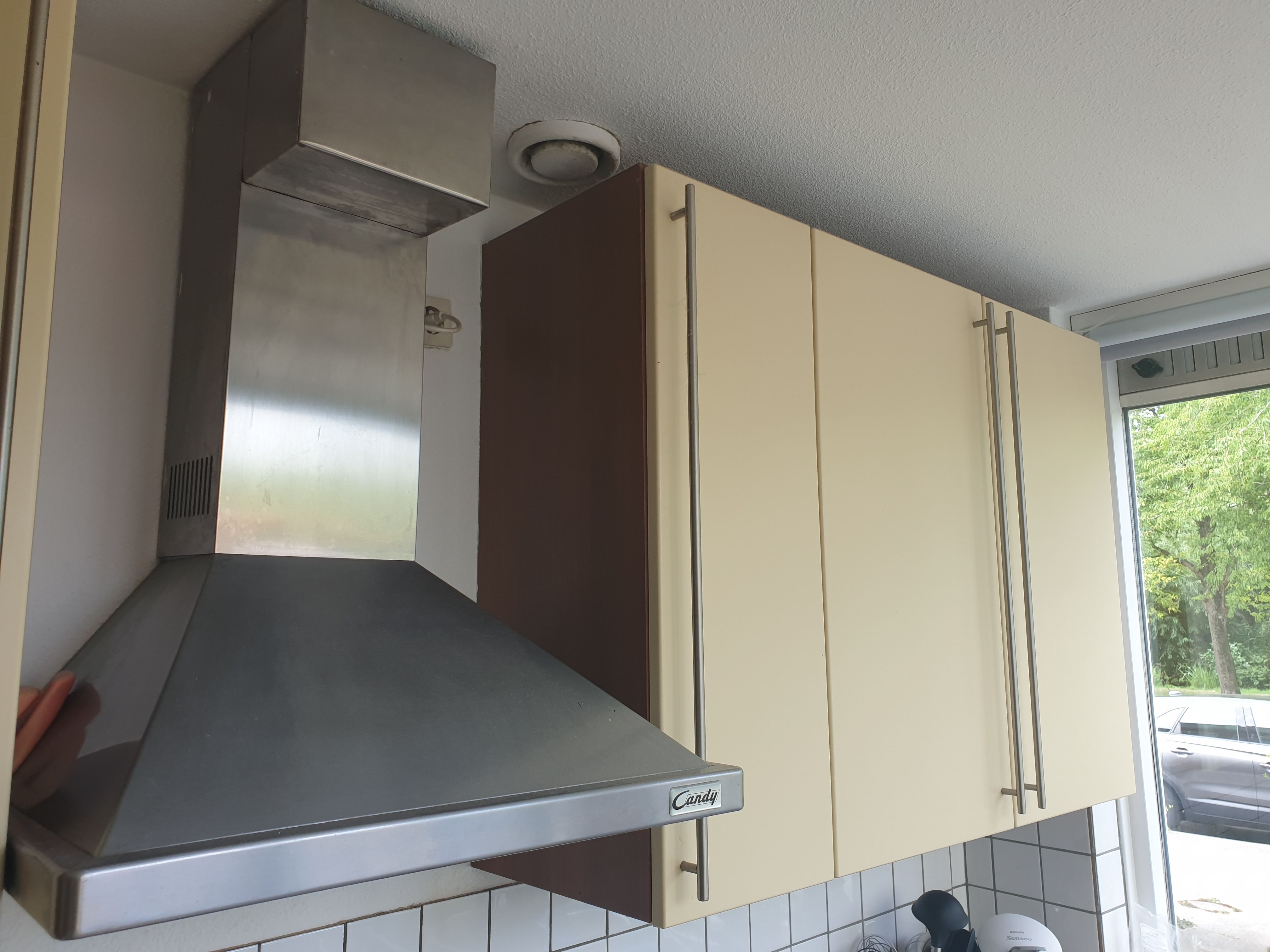 Afzuigkap Afzuigkap plaatsen, Externe doorvoer installeren, Oude a... Werkspot