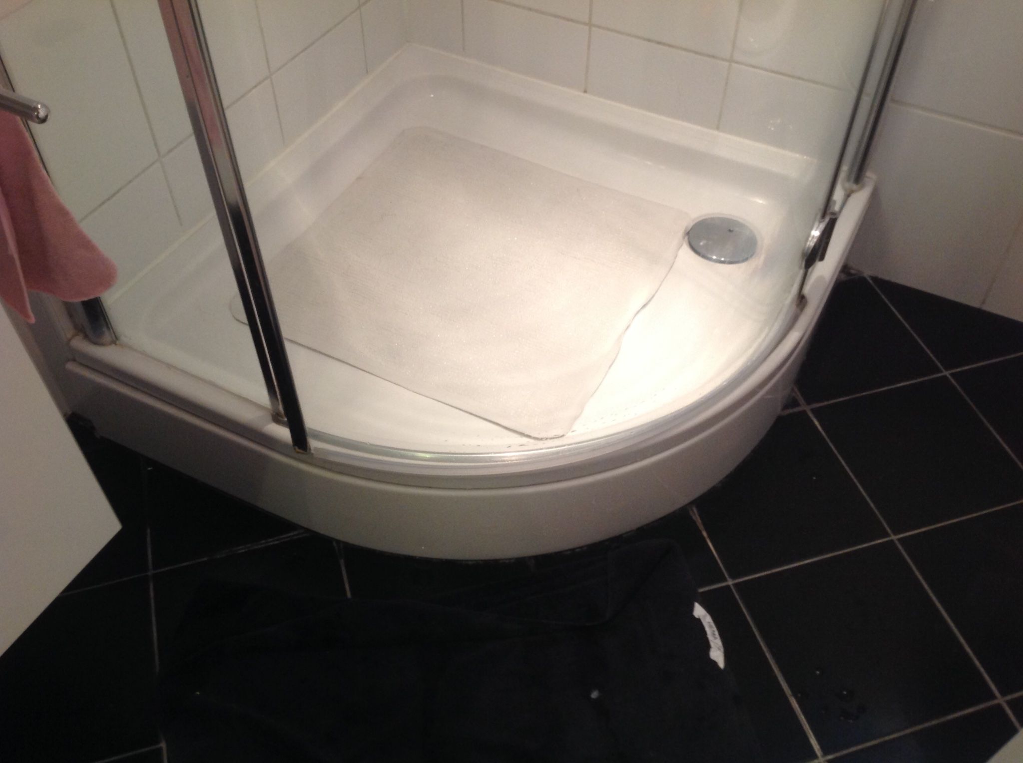 Sealskin douchewand(deur) opnieuw afstellen Werkspot