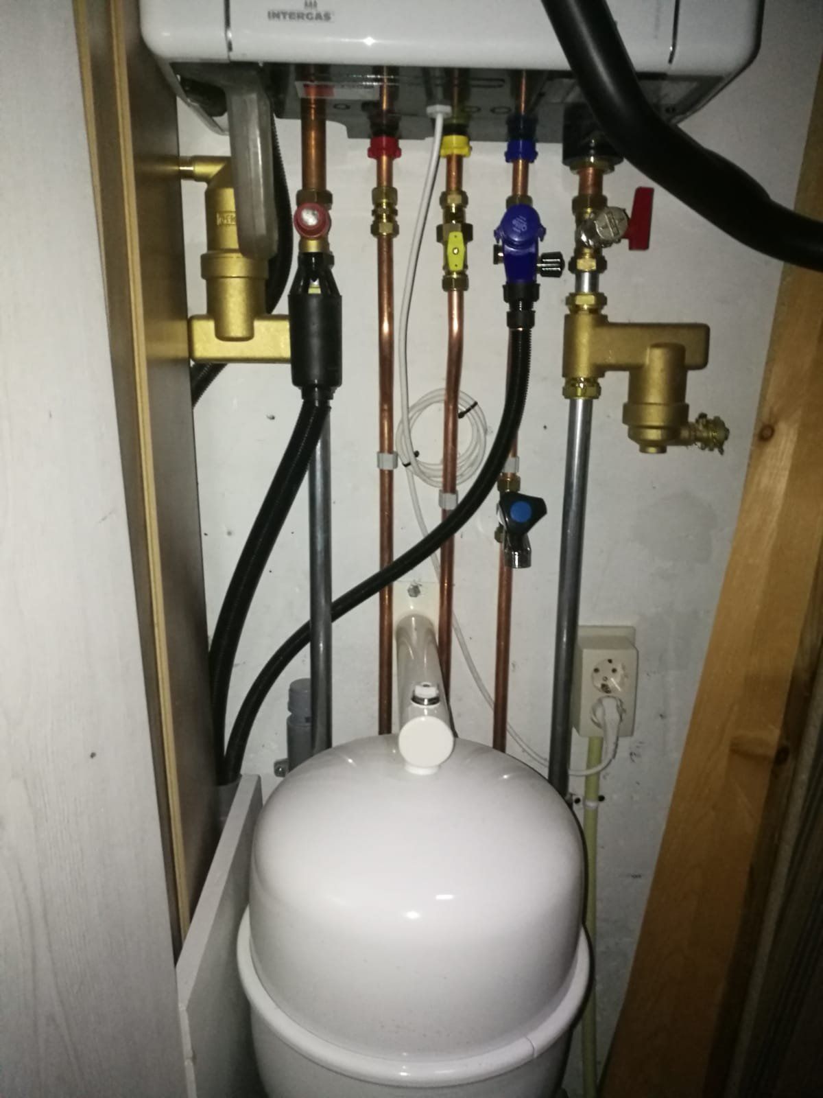 Installeren aansluiting warm water kraan Werkspot Installeren aansluiting warm water kraan Werkspot