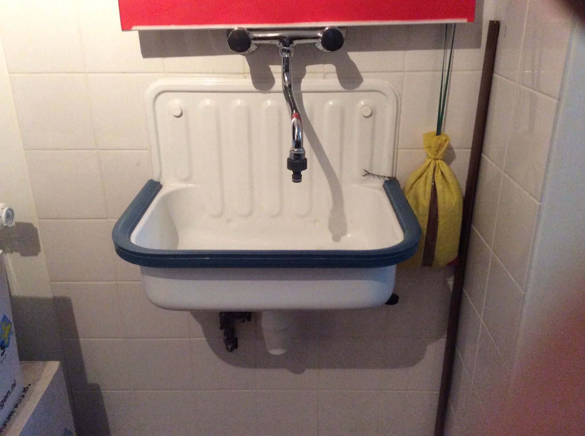 onwetendheid hardware Samenhangend Wateraansluiting voor Amerikaanse koelkast in de schuur maken. - Werkspot onwetendheid hardware Samenhangend Wateraansluiting voor Amerikaanse koelkast in de schuur maken. - Werkspot