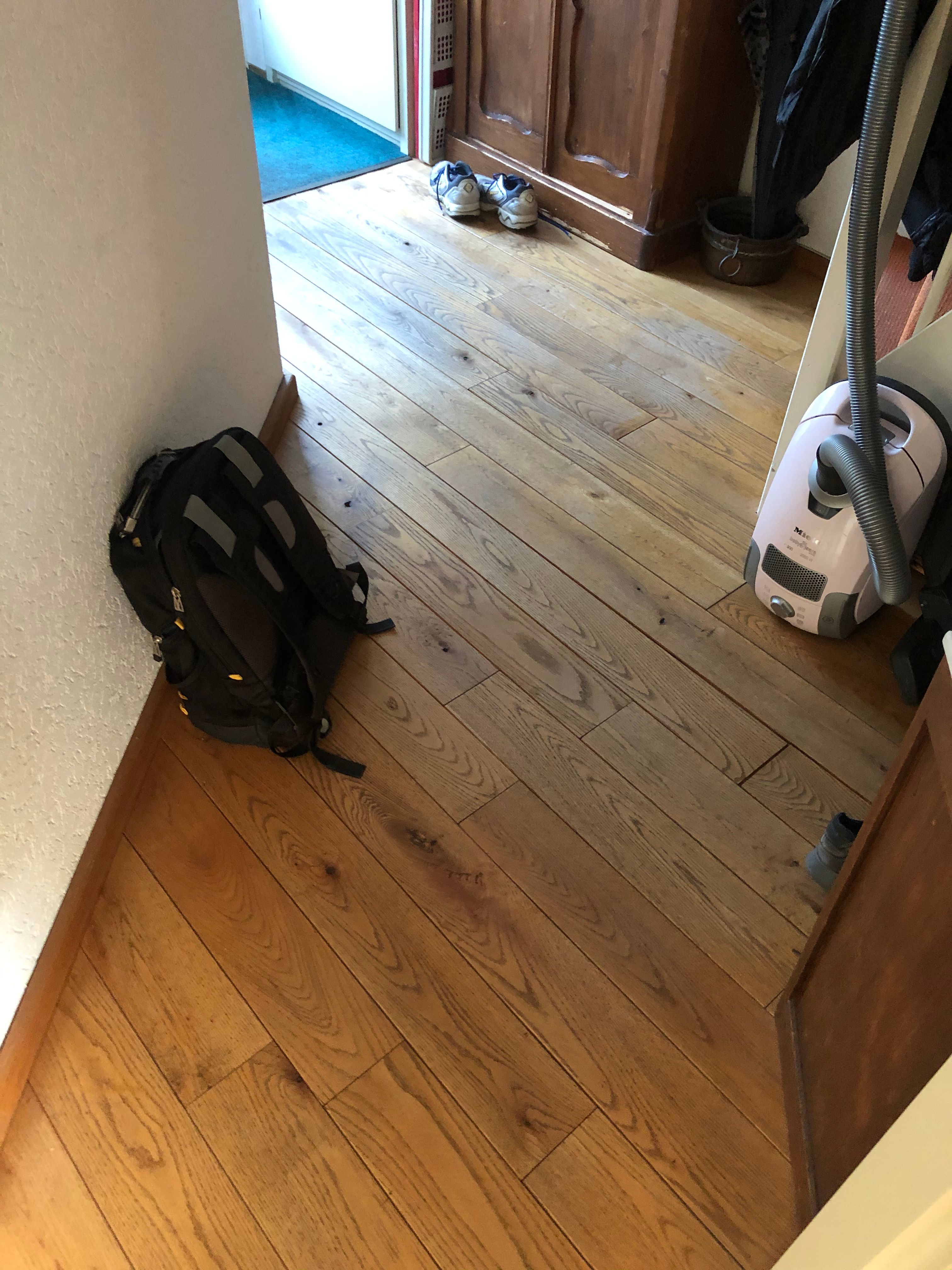 Vloeren 48 m2; Vloer schuren, Vloer lakken; Eiken vloerdelen Werkspot