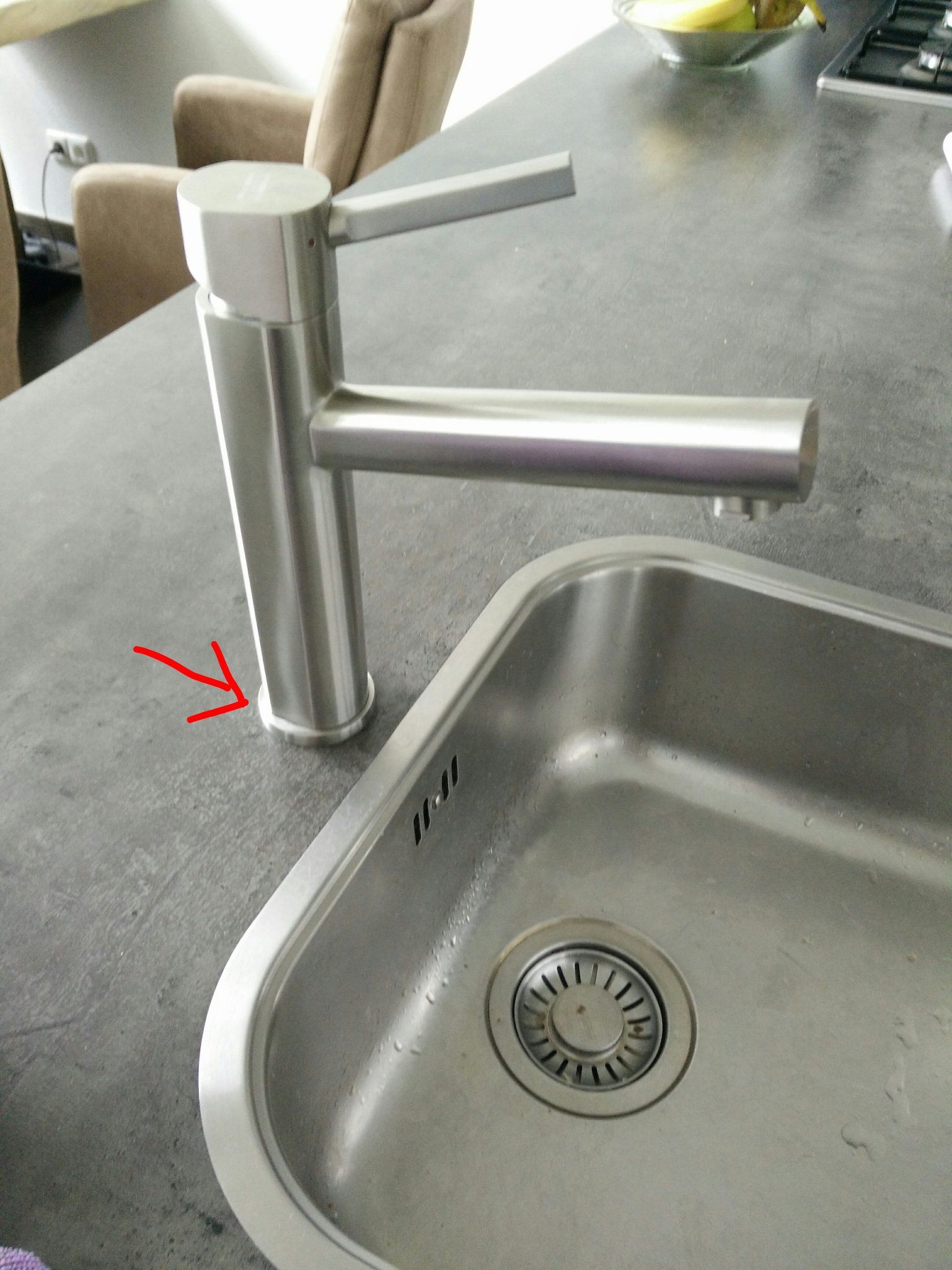 Lekkage keuken kraan Werkspot