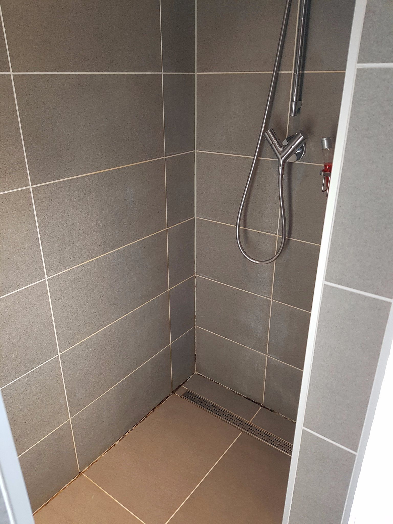 Kit randen douche vervangen Werkspot