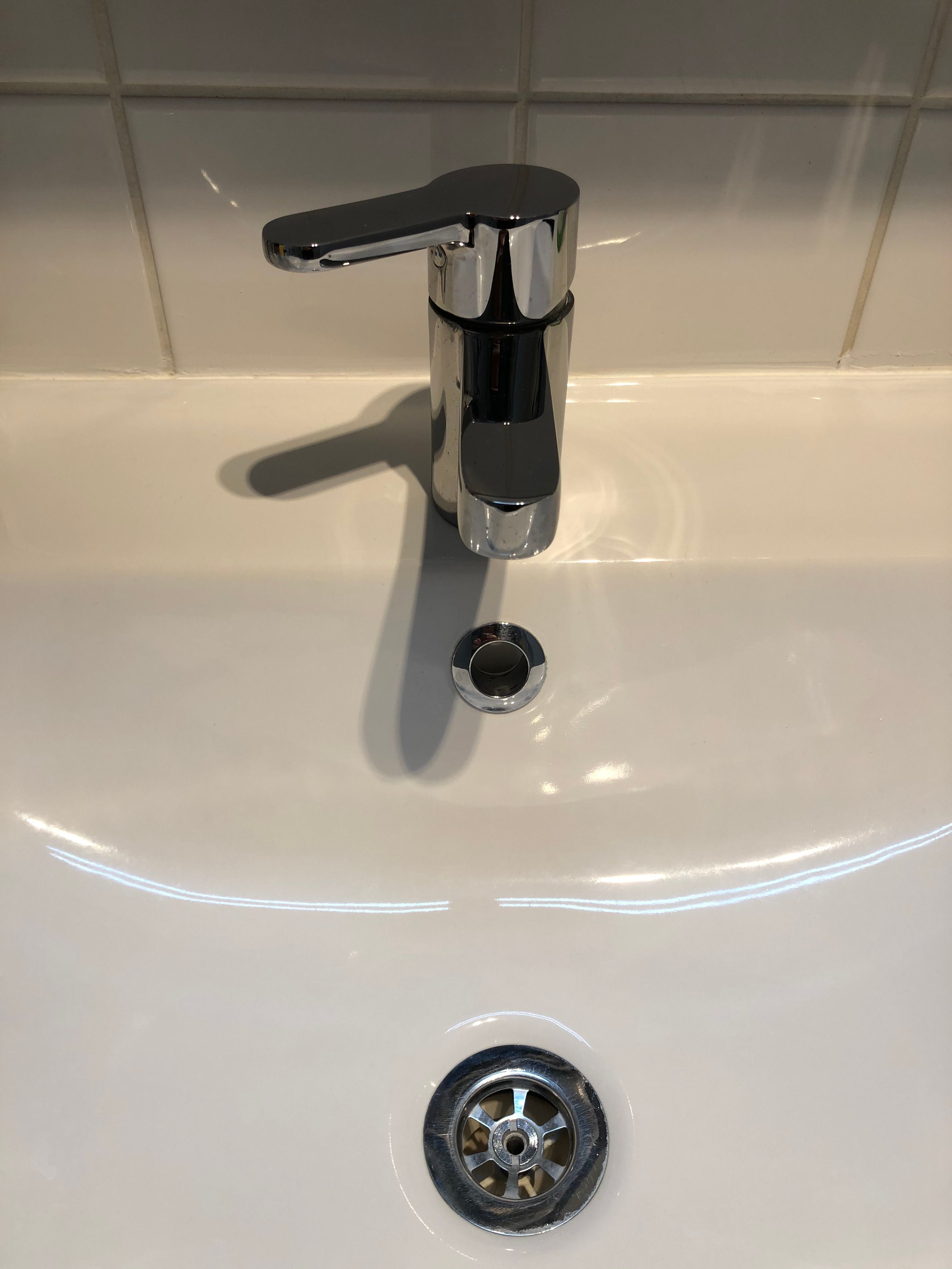 Kraan 1 kraan; Badkamer; Kranen installeren, Huidige kranen verwij