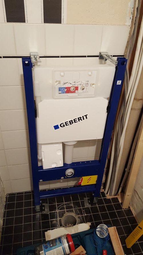 Aansluiten zwevend toilet Werkspot Aansluiten zwevend toilet Werkspot