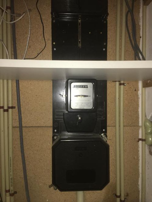 Plaatsen en aansluiten laadpaal (Tesla Wall Connector) - Werkspot