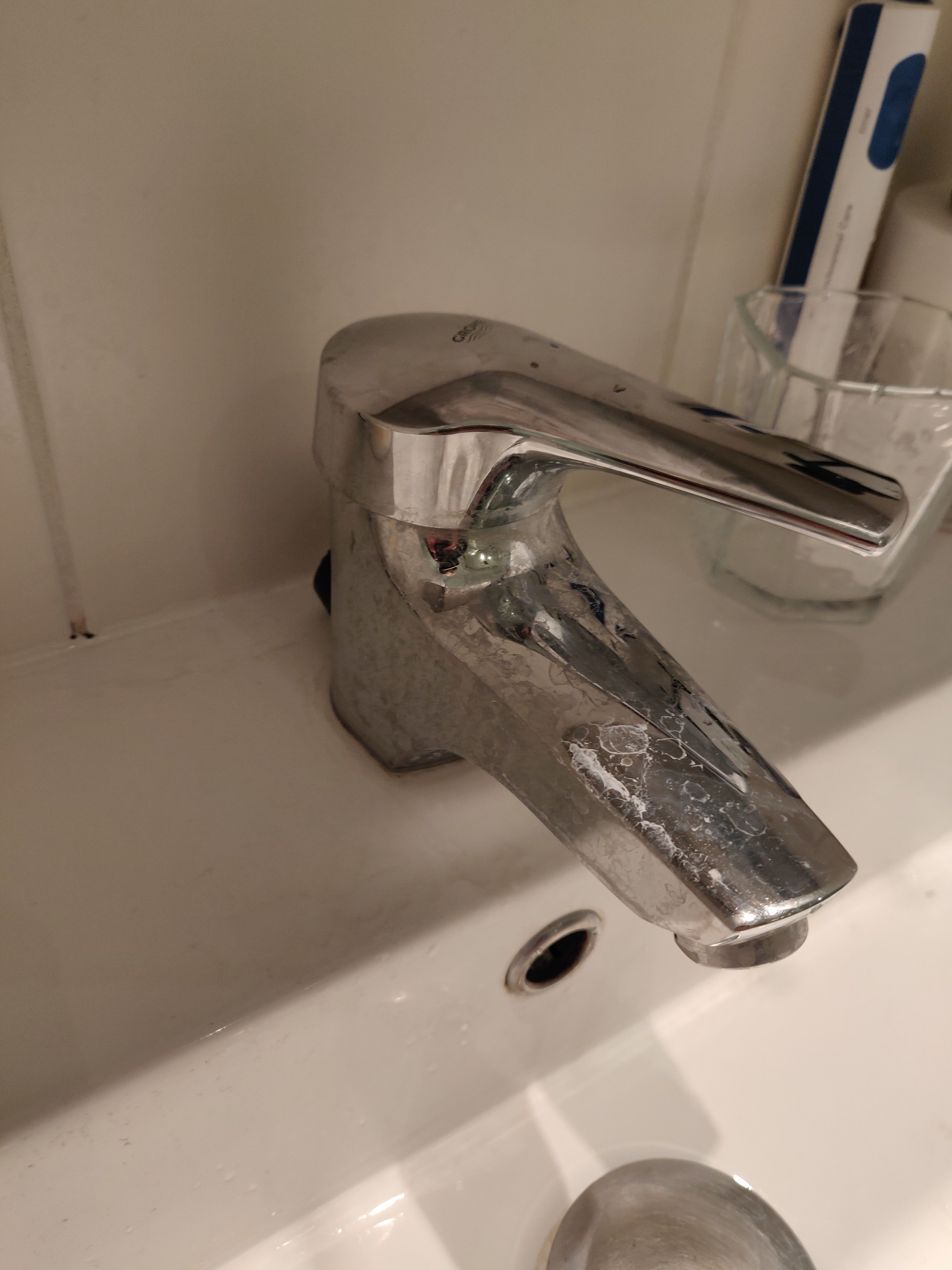 Kraan 3 kranen; Keuken, Badkamer; Kranen installeren, Huidige kran