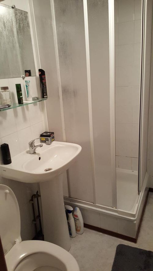 Badkamer renovatie stacaravan Werkspot