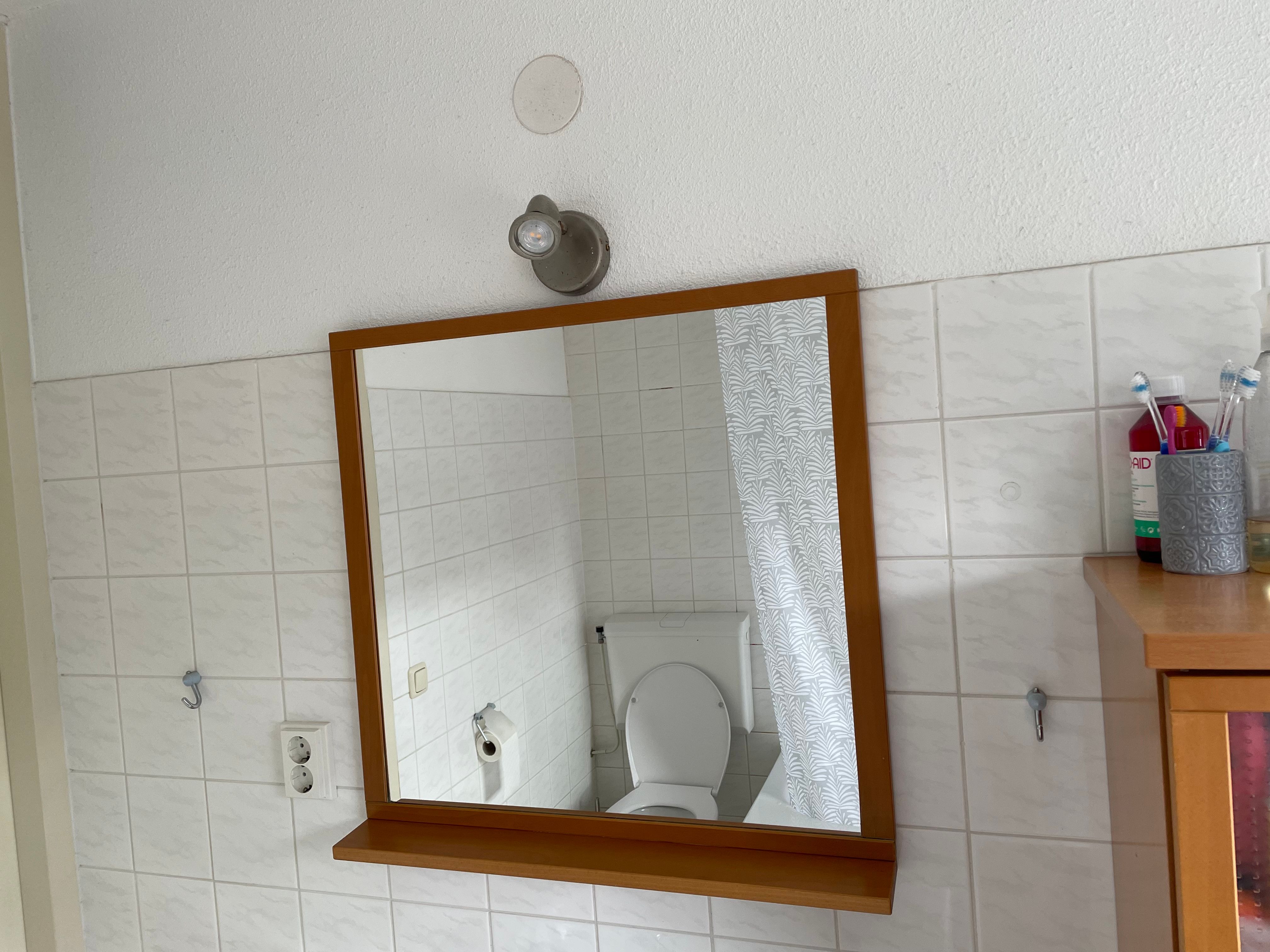 IKEA badkamer Douche, Wastafel, Meubel(s), Waterkraan, Verlichting