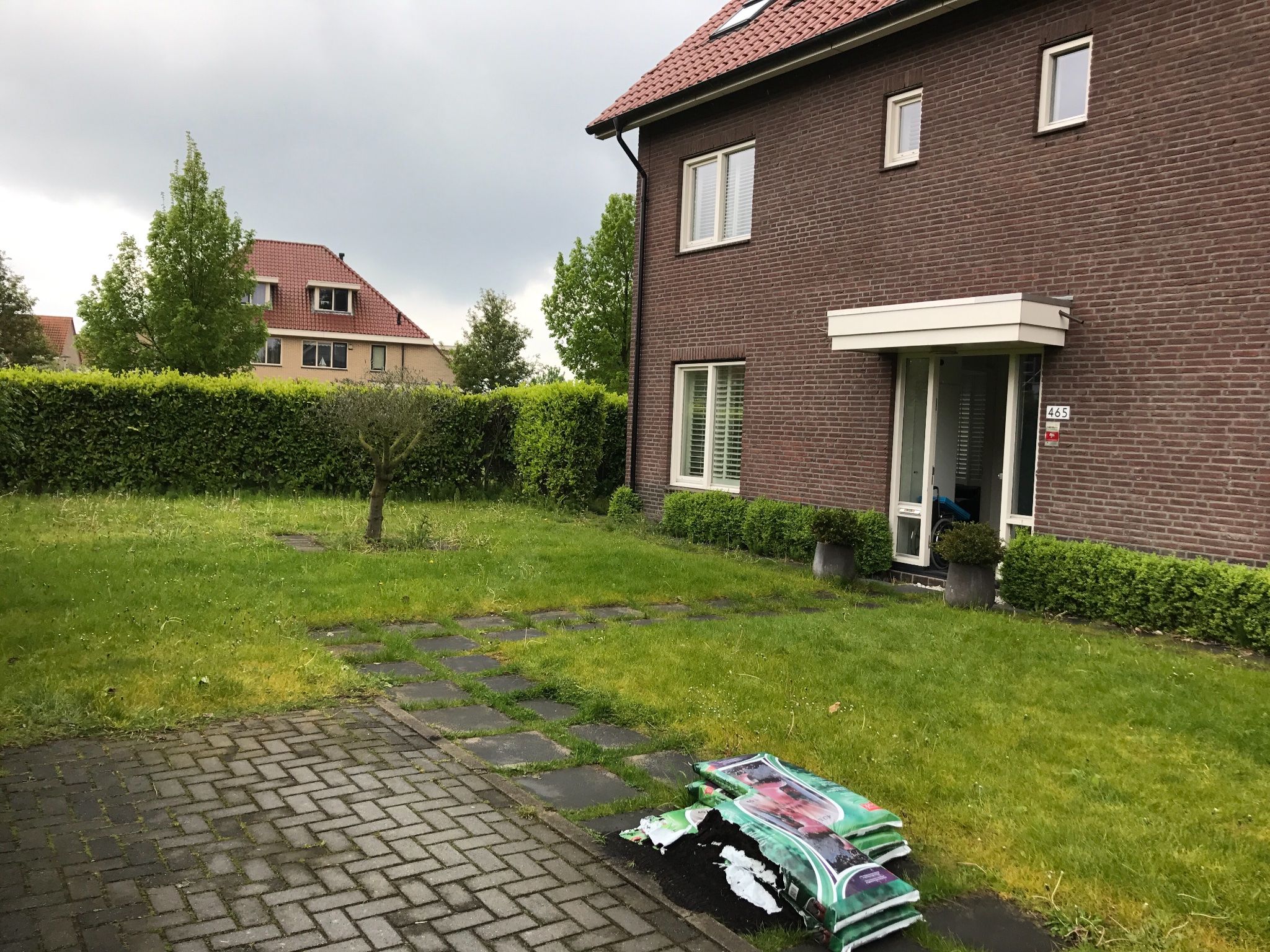 Gazon frezen en verwijderen en egaliseren Werkspot