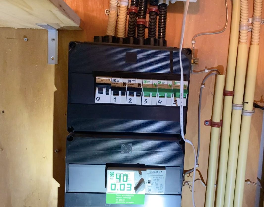 Extra fase meterkast, leiding & aansluiten inductiekookplaat Werkspot