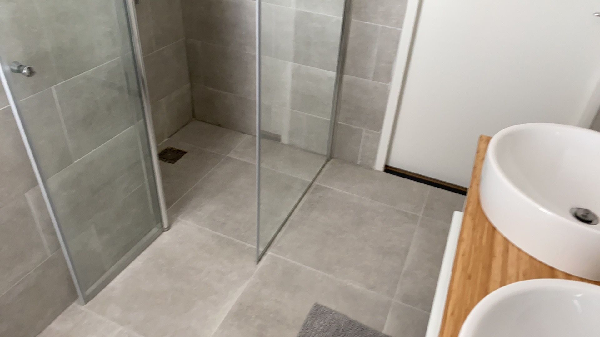 Sanitair plaatsen of vervangen Douche; Douche drain plaatsen Werkspot