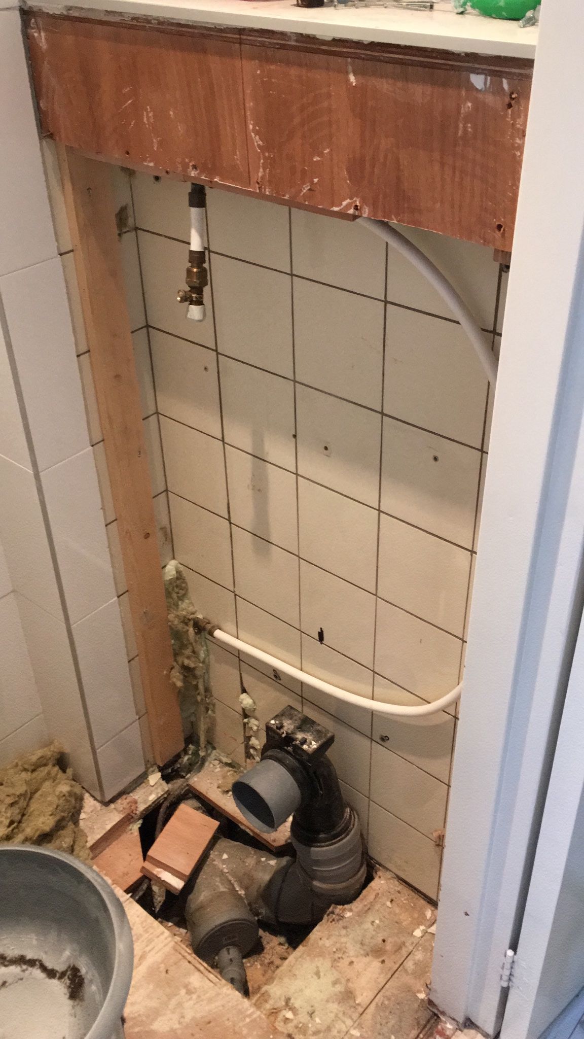 frame toilet inbouwen en toilet monteren Werkspot