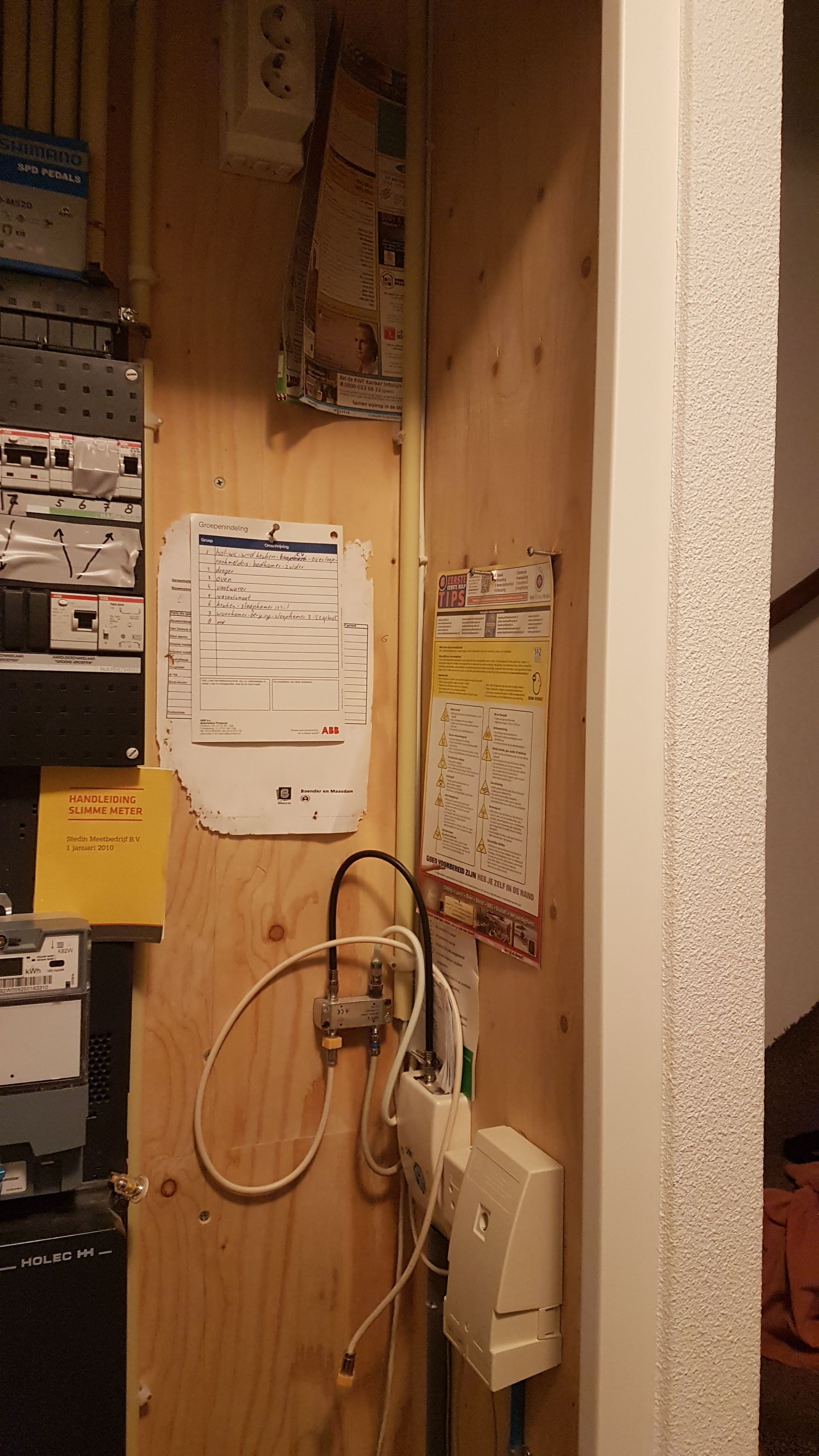 Netwerk kabel Reparatie; UTP KABEL TREKKEN DOOR BESTAANDE LEIDING... Werkspot