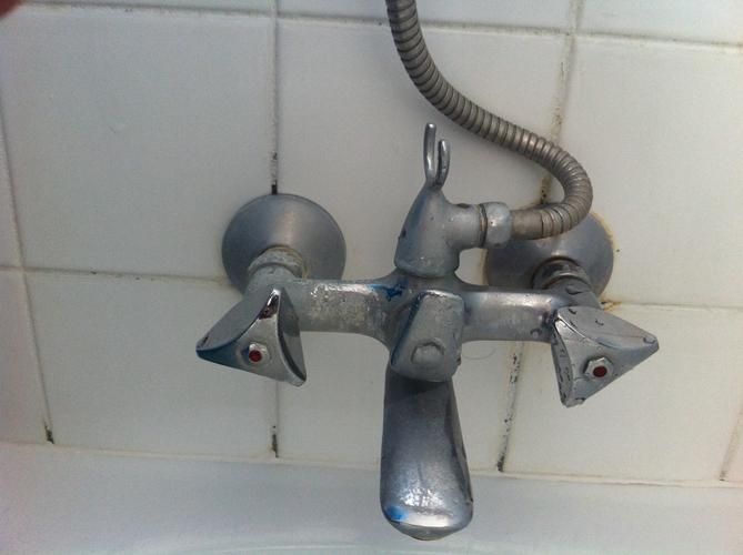 Douchekraan vervangen Werkspot