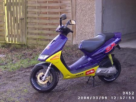 Scooter kappen spuiten - Werkspot