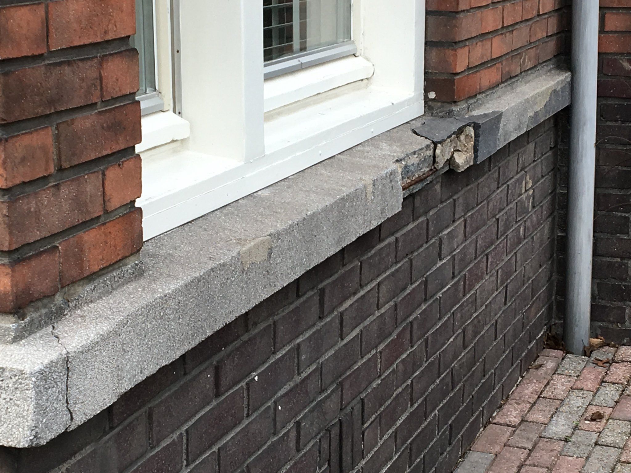 Repareren betonnen vensterbank Werkspot