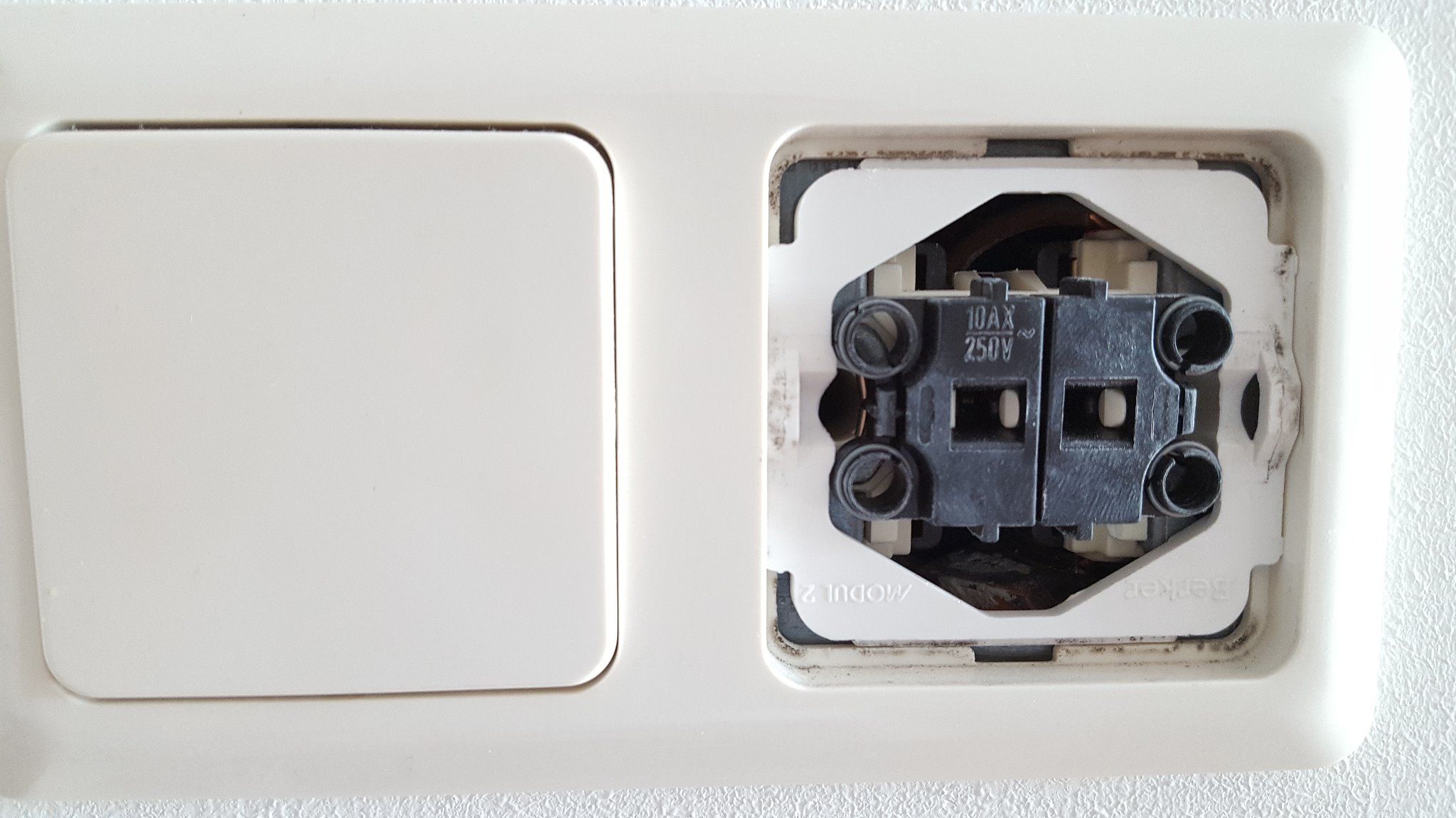 Vervangen van een schakelaar met een Duo Dimmer Werkspot