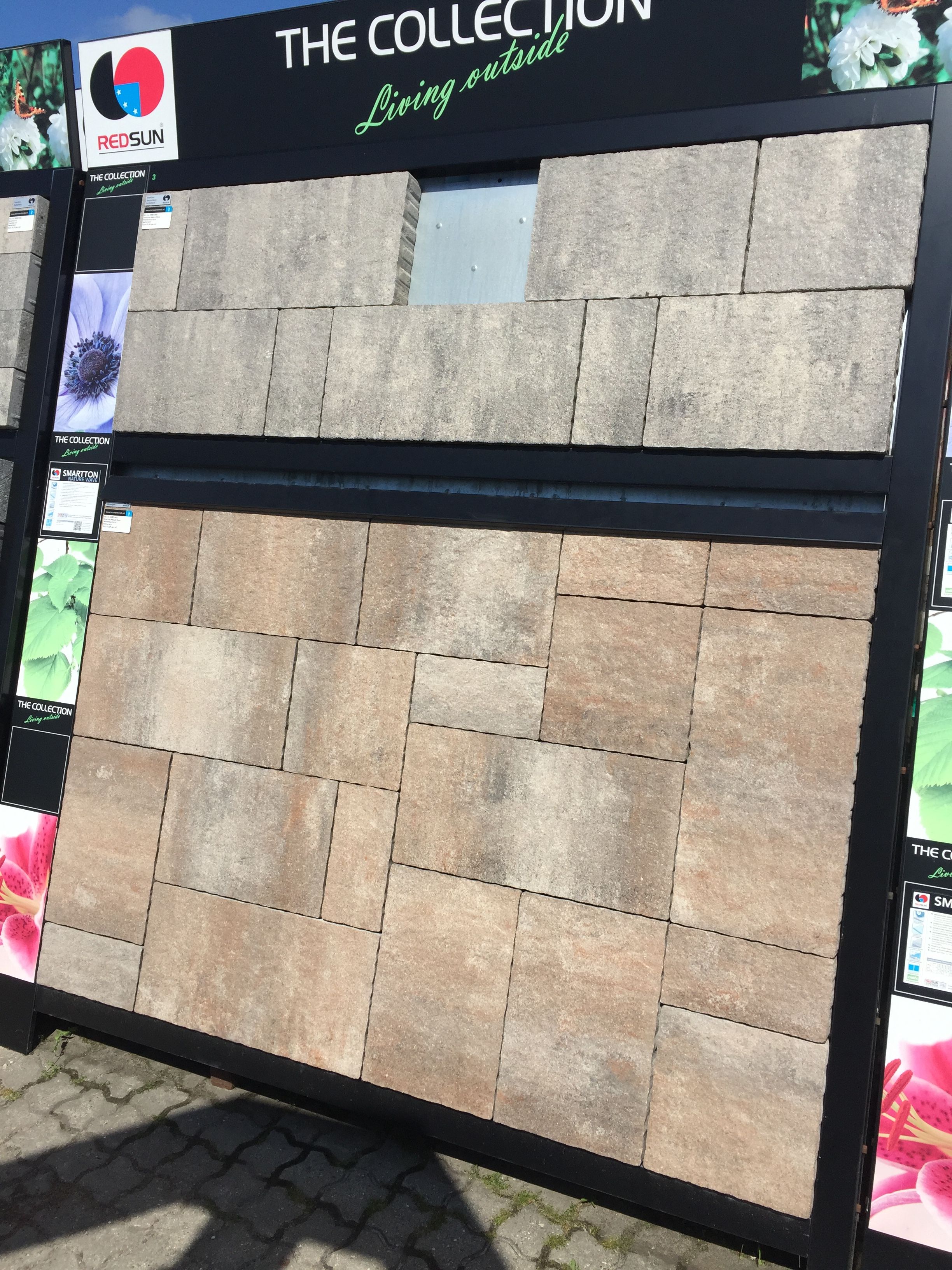 Bestrating: 32 m2; Tuin of Patio; Betontegels - Werkspot