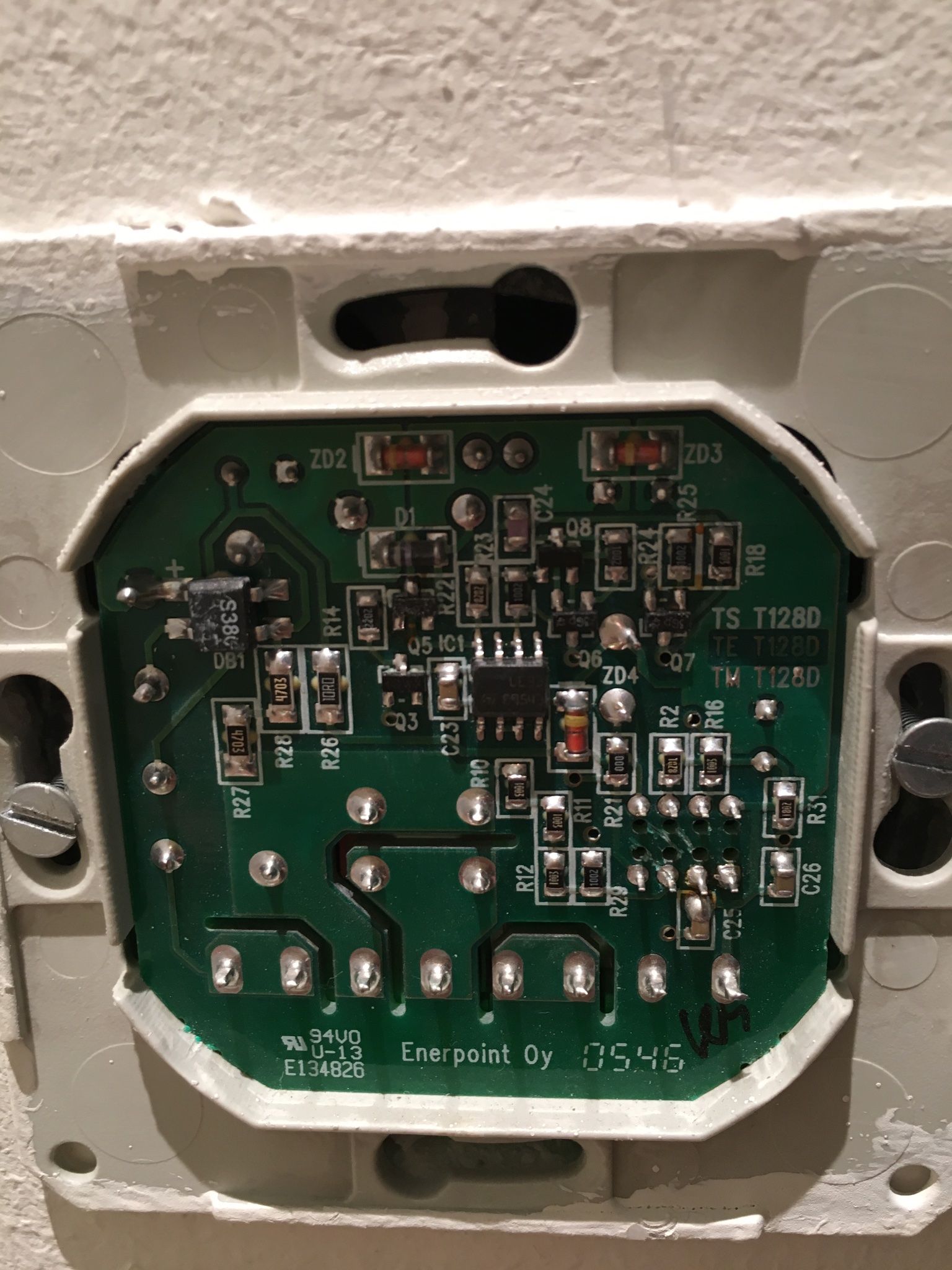 Thermostaat Magnum e control vloer verwarming vervangen Werkspot