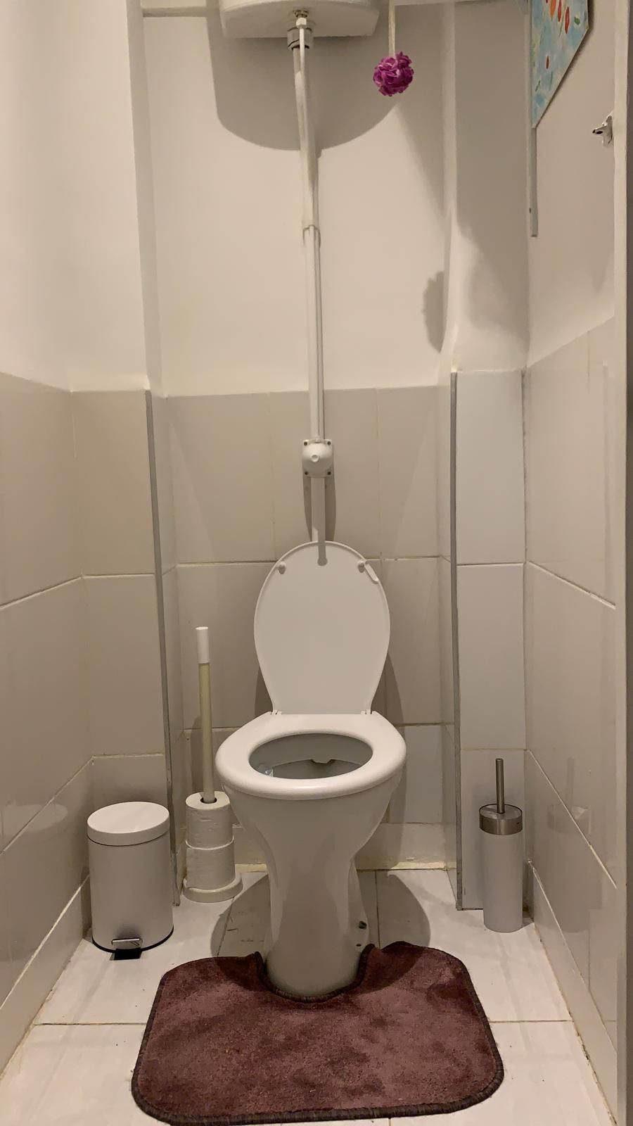 Volledig nieuwe toilet plaatsen inclusief wastafel - Werkspot