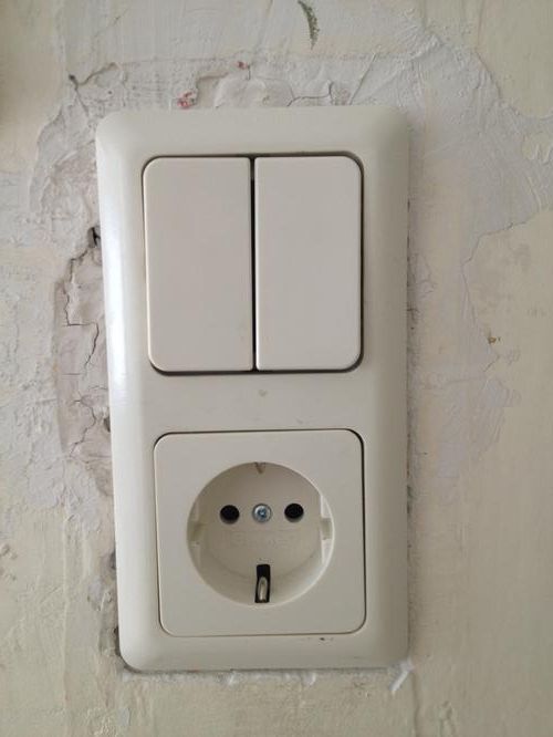 Schakelaar vervangen door dimmer en 2 hanglampen aansluiten Werkspot