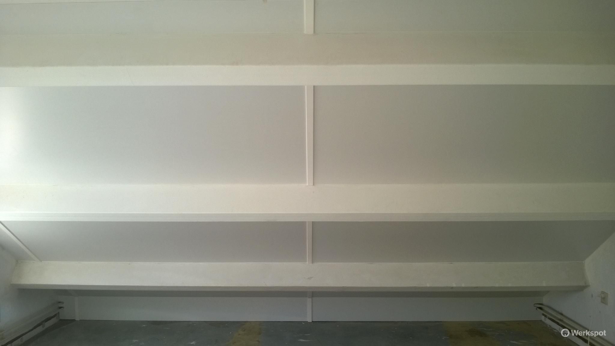 Dakplaten bekleden met witte hardboard of MDF platen Werkspot