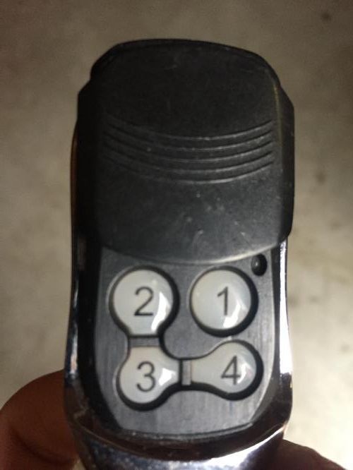 Garagedeur Liftmaster gaat niet meer open en dicht. Waarschijnlijk