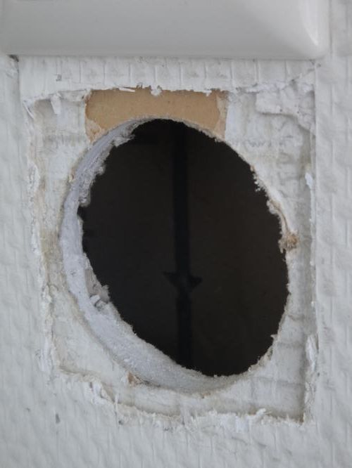 Gat in de muur wegwerken Werkspot Gat in de muur wegwerken Werkspot