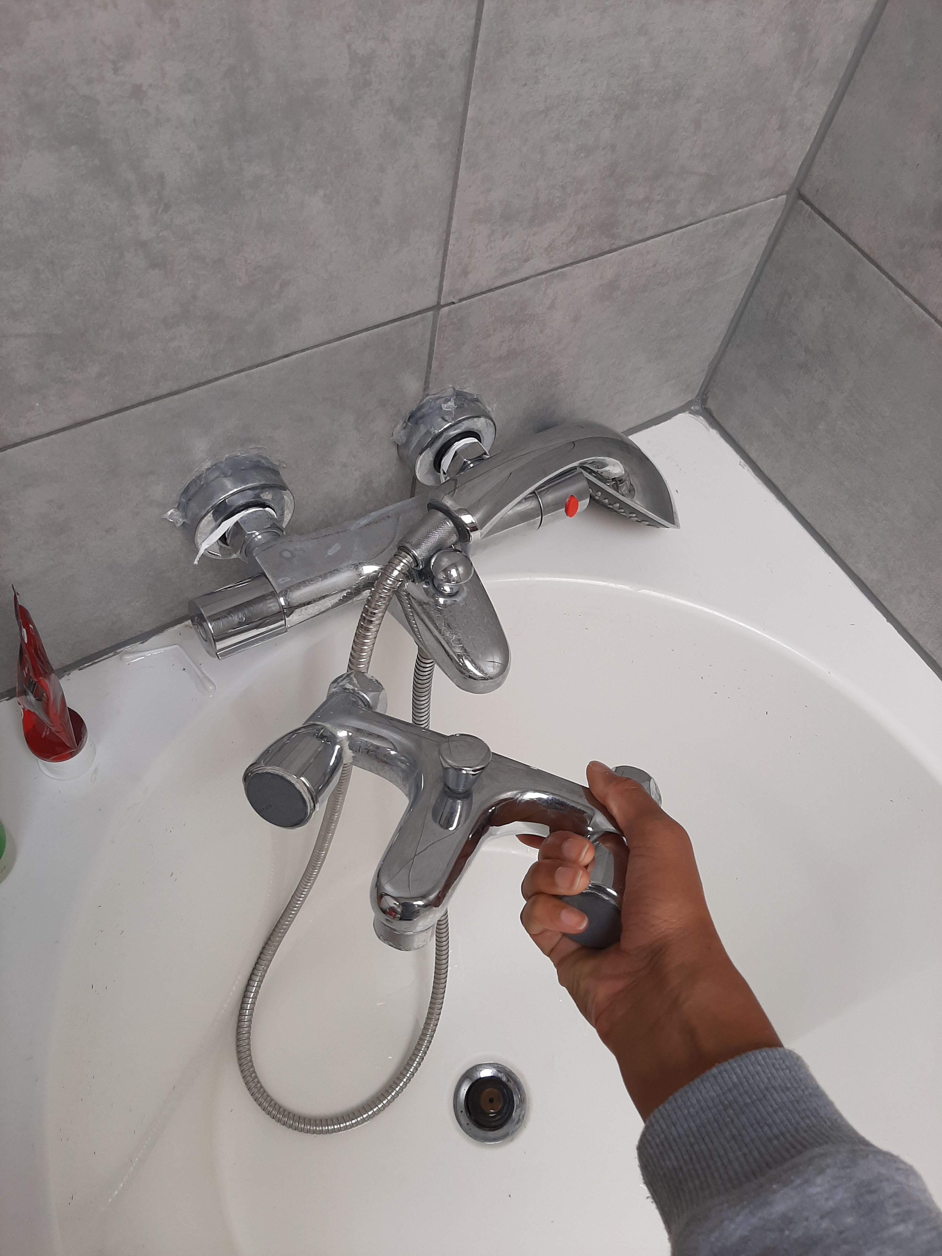 Kraan 1 kraan; Badkamer; Huidige kranen verwijderen Werkspot