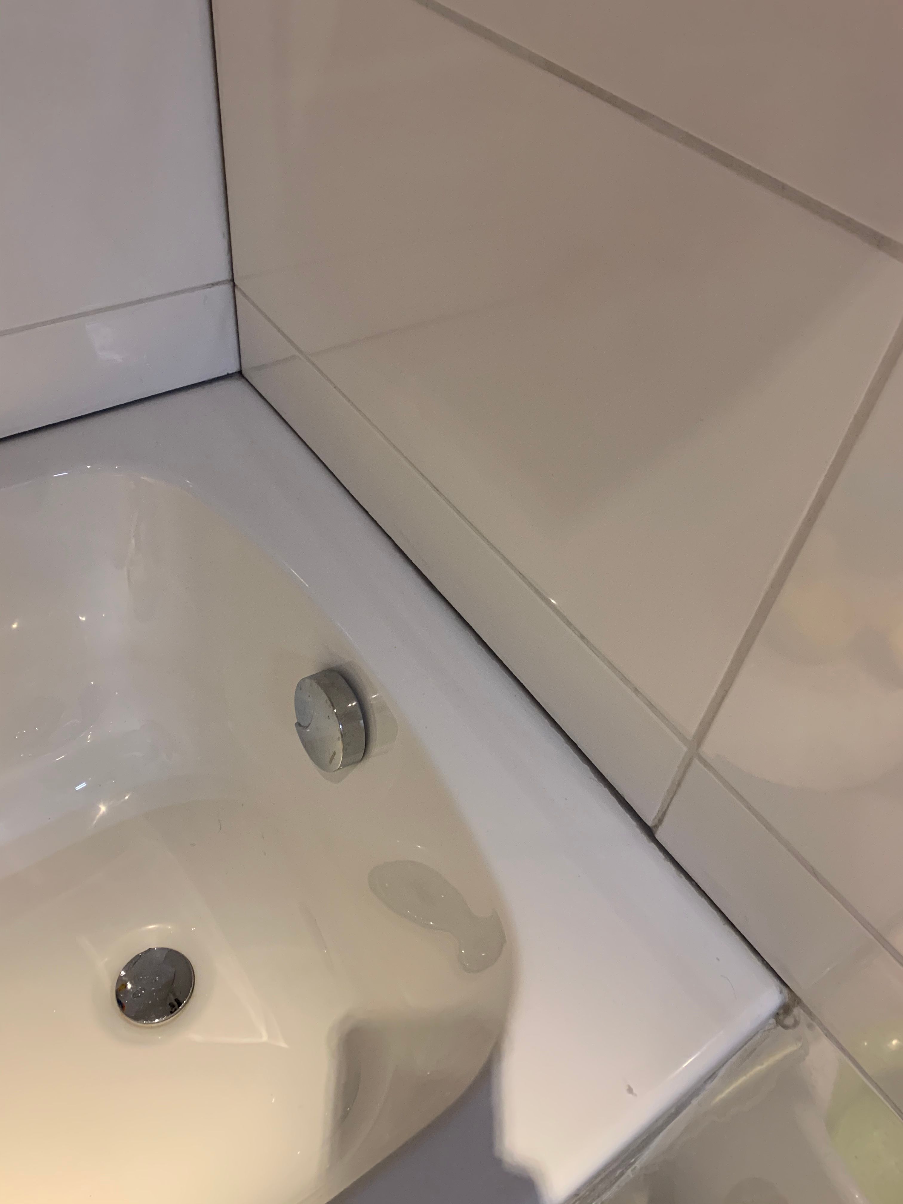 Kitten Toilet, Wastafel, Douche, Bad Werkspot