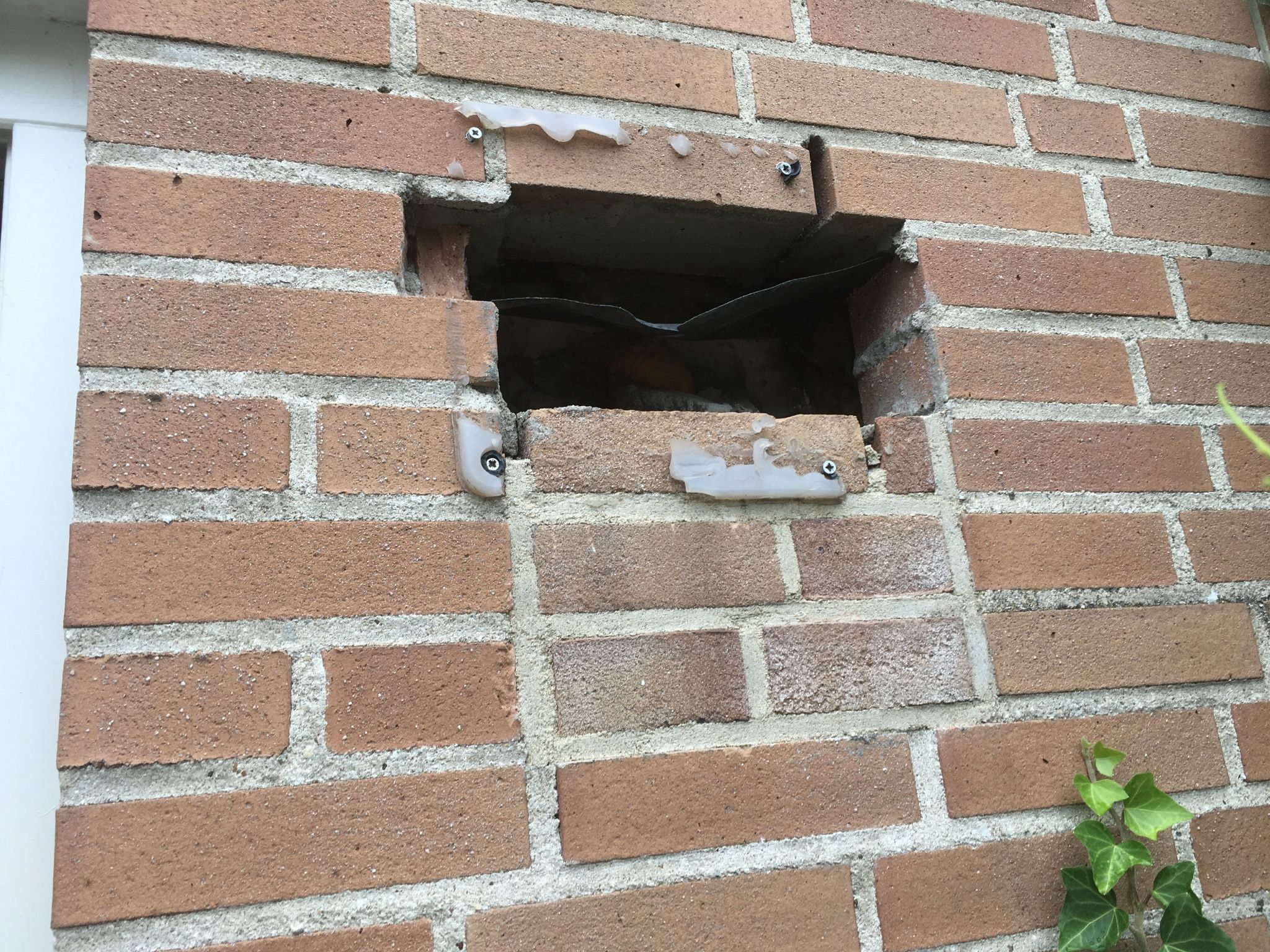 Gat in de muur dicht metselen Werkspot Gat in de muur dicht metselen Werkspot