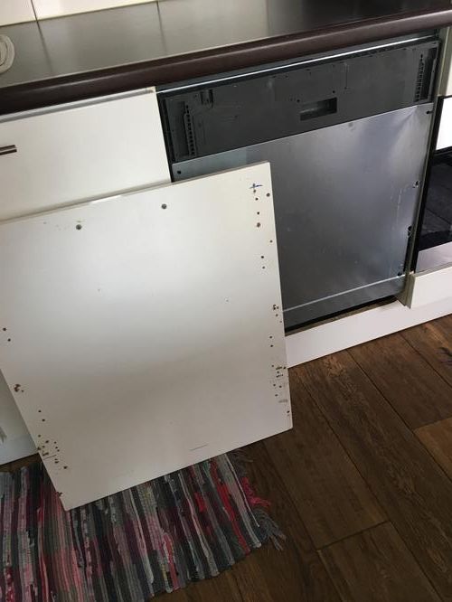 Frontpaneel plaatsen inbouw vaatwasser Ikea Werkspot