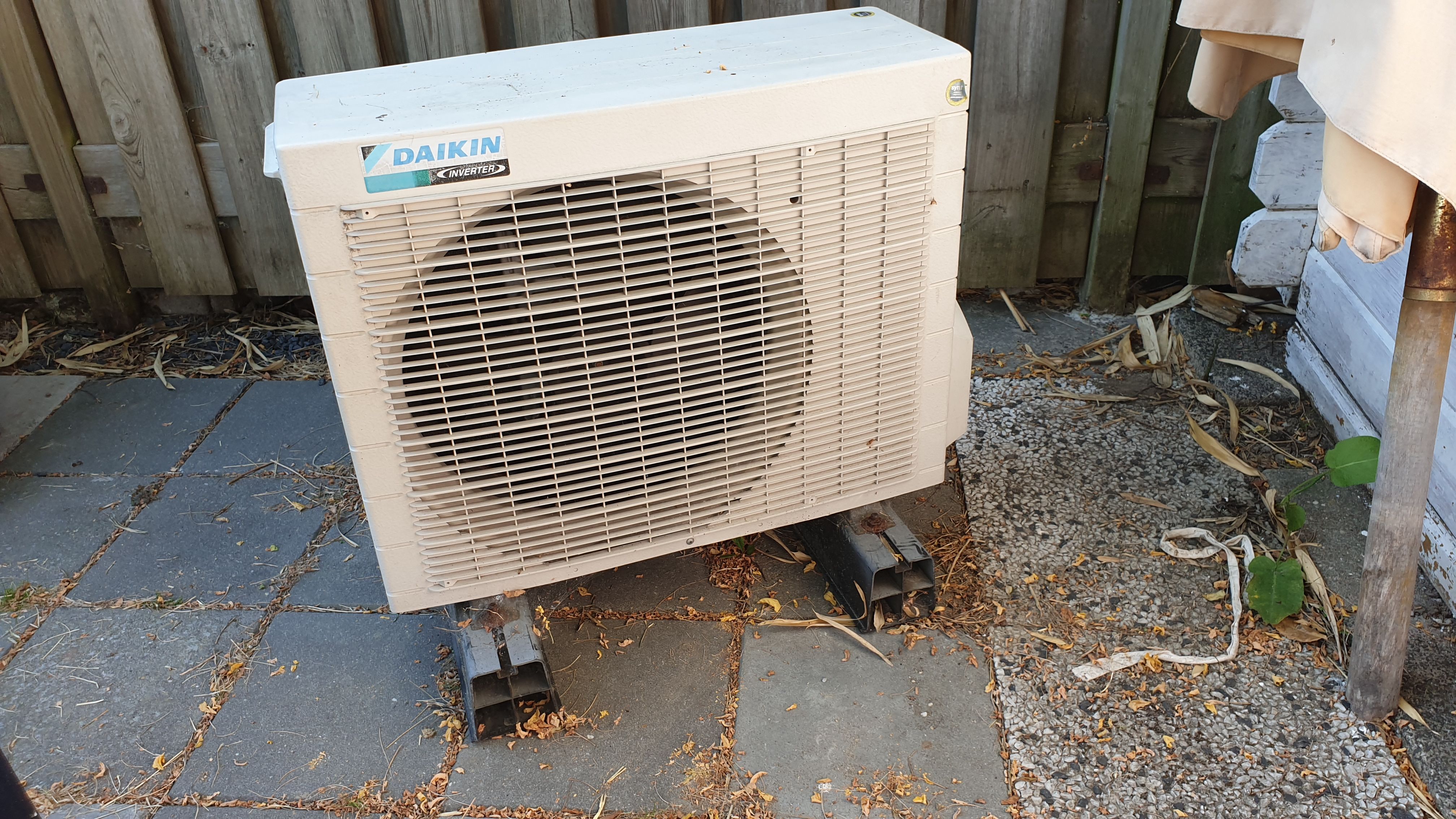 Air conditioning 2e hands airco installeren; 1 apparaat; Monosplit